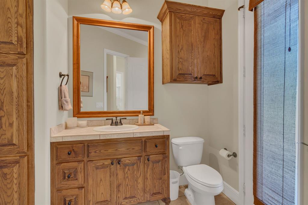 Fort Worth, Texas, 76108, United States, 4 Bedrooms Bedrooms, ,5 BathroomsBathrooms,Residential,For Sale,1892238