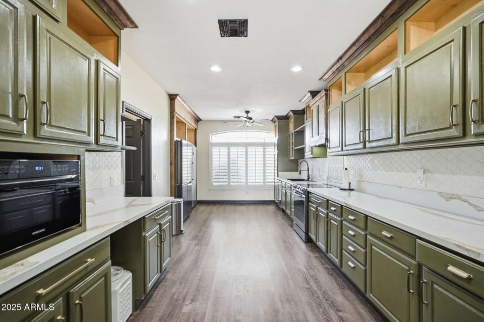 Litchfield Park, Arizona, 85340, United States, 3 Bedrooms Bedrooms, ,Residential,For Sale,1990487