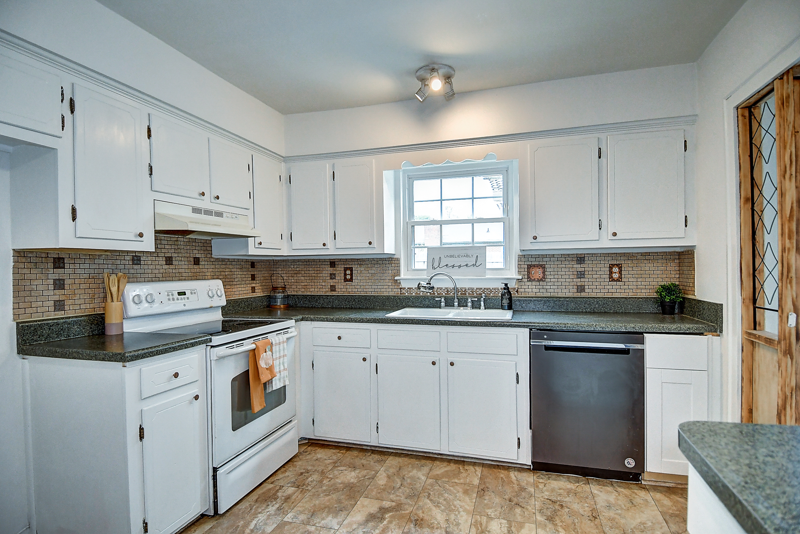  3448 Poppy Crescent, Virginia Beach, VA 23453 - 物件實景