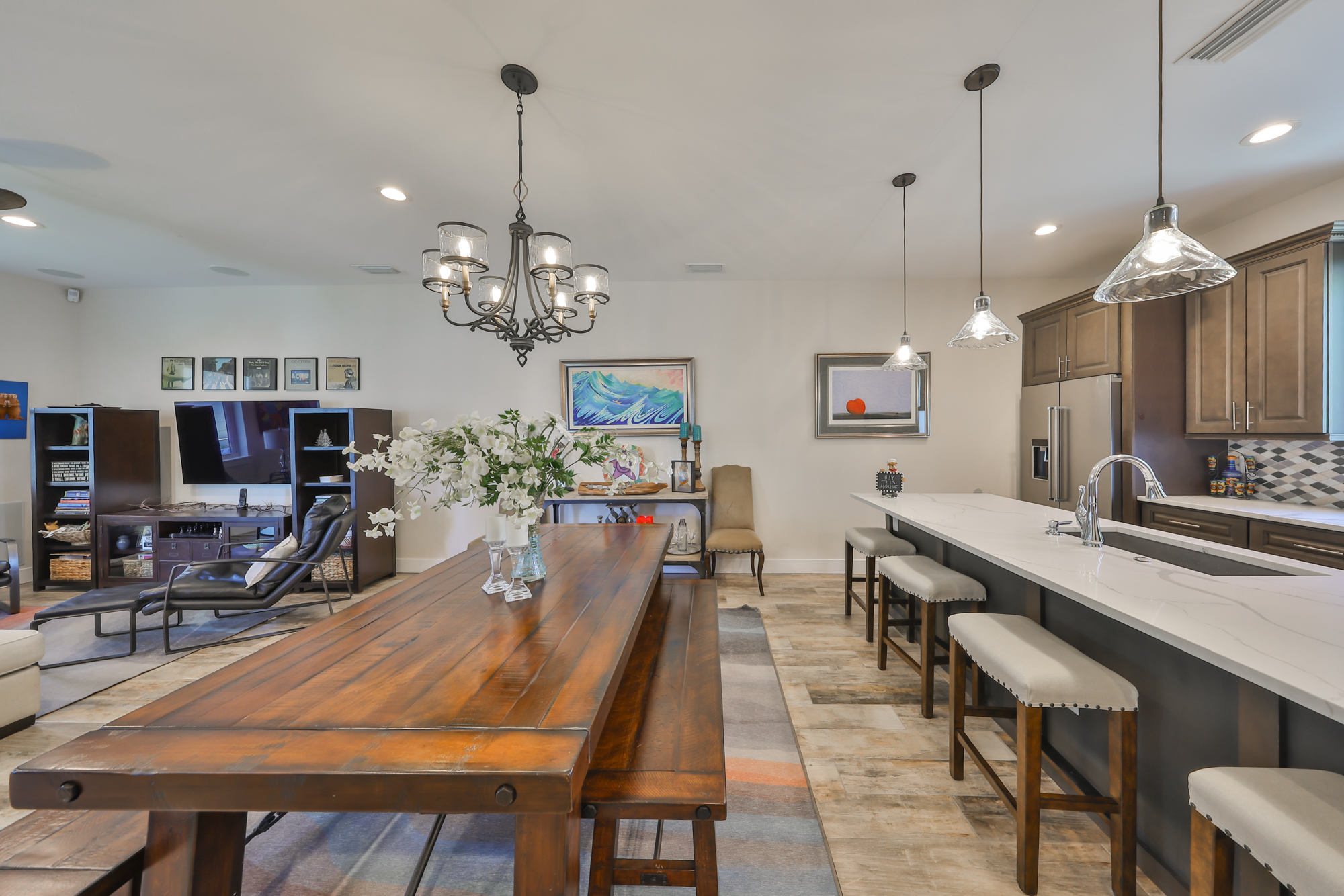 Tampa, Florida, 36611, United States, 3 Bedrooms Bedrooms, ,4 BathroomsBathrooms,Residential,For Sale,1931237