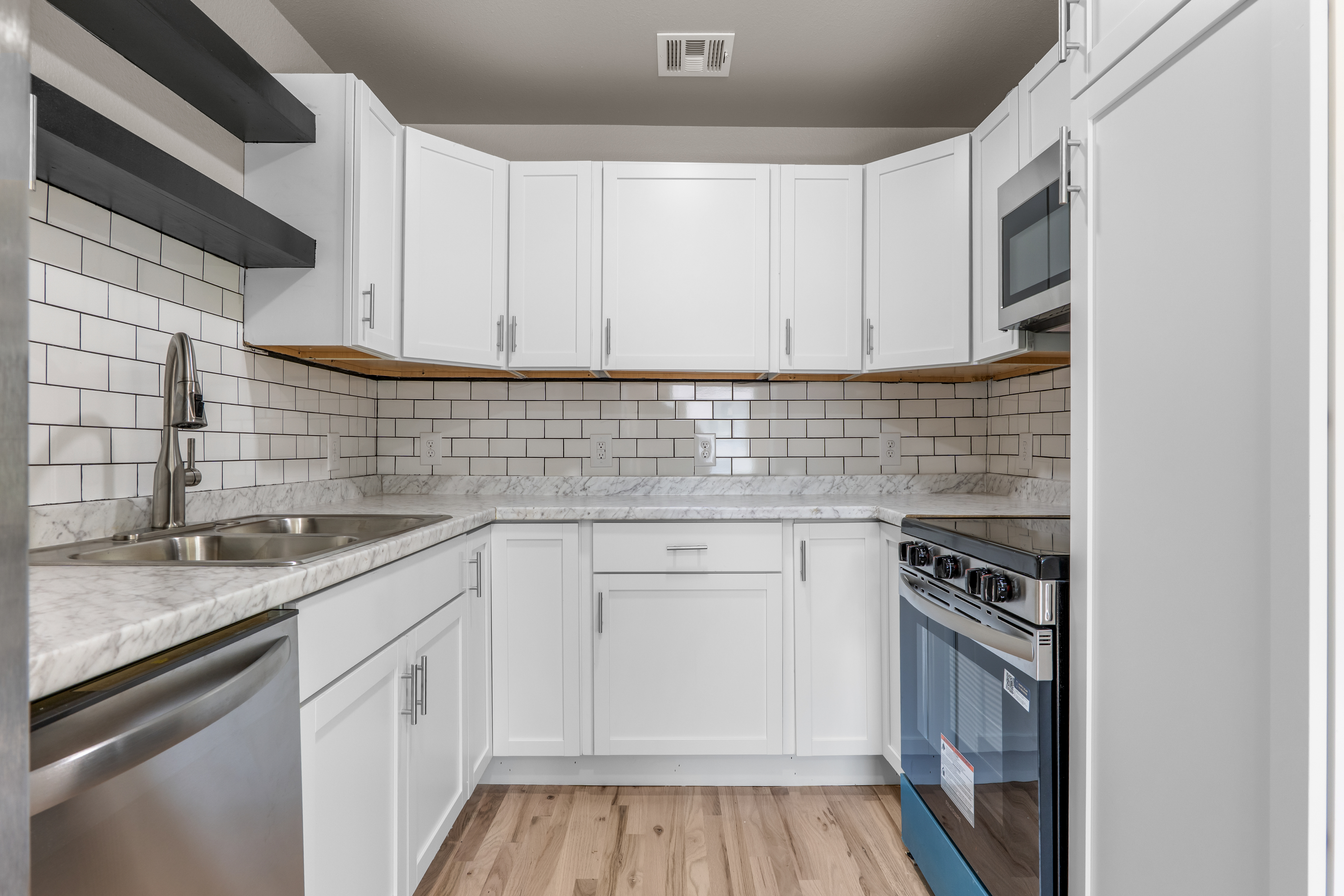  2139 W 46th Place, Tulsa, OK, 74107 - 物件實景