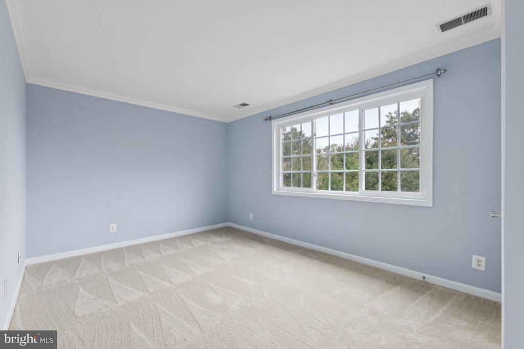 Alexandria, Virginia, 22304, United States, 3 Bedrooms Bedrooms, ,3 BathroomsBathrooms,Residential,For Sale,1980099