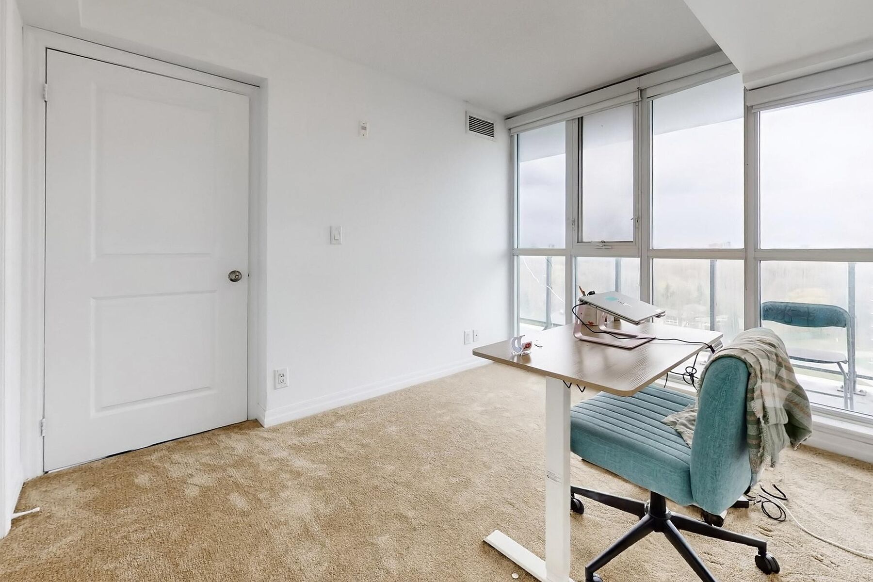  Modern Condo Living - 物件實景