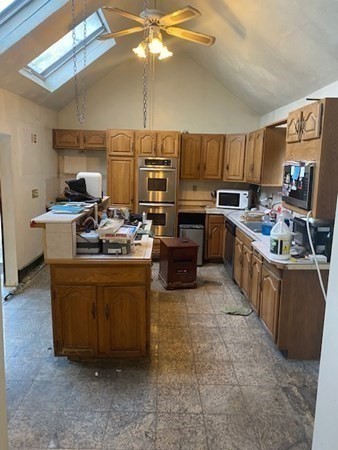 Revere, Massachusetts, 02151, United States, 5 Bedrooms Bedrooms, ,4 BathroomsBathrooms,Residential,For Sale,1931535