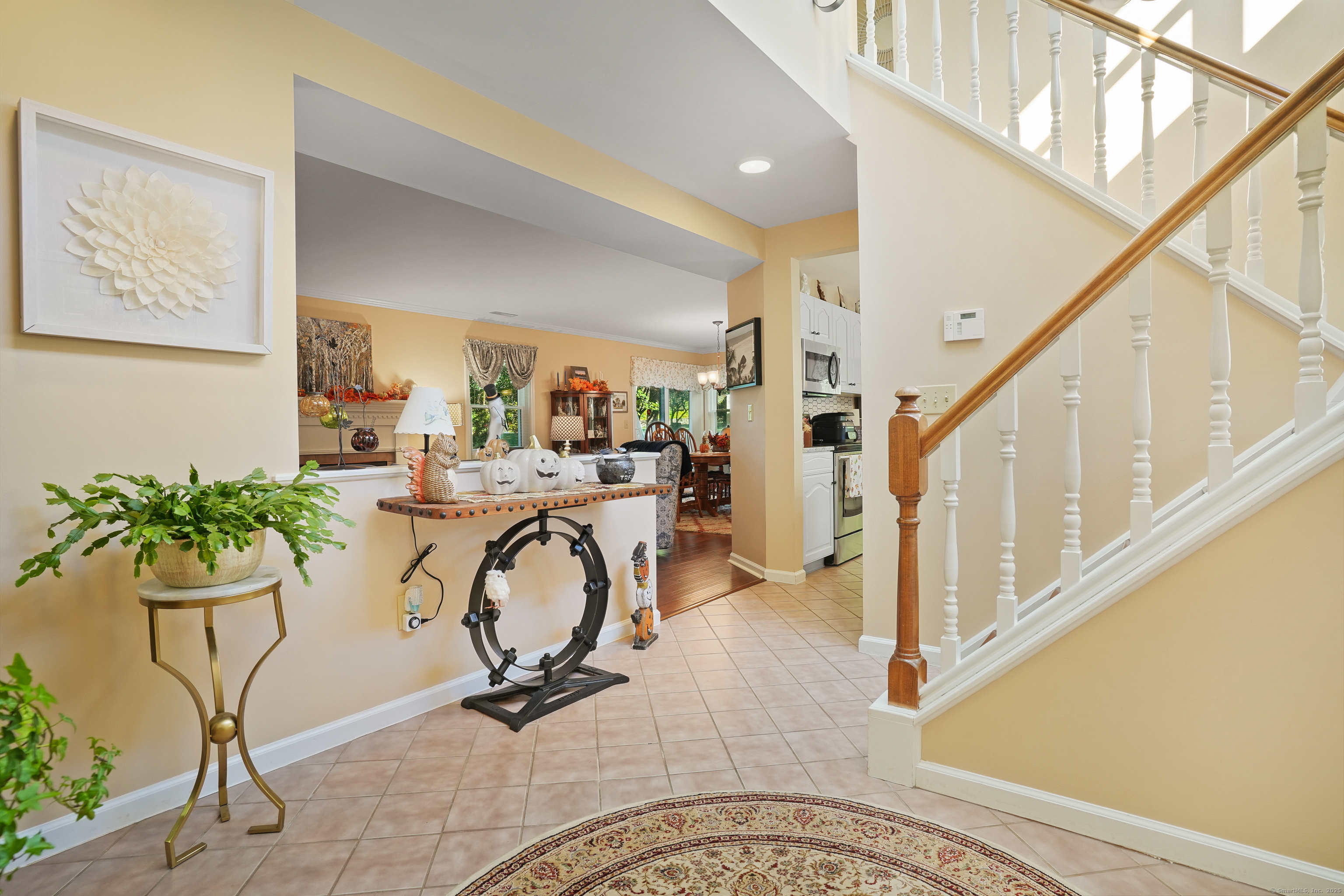 New Milford, Connecticut, 06776, United States, 2 Bedrooms Bedrooms, ,3 BathroomsBathrooms,Residential,For Sale,1970230