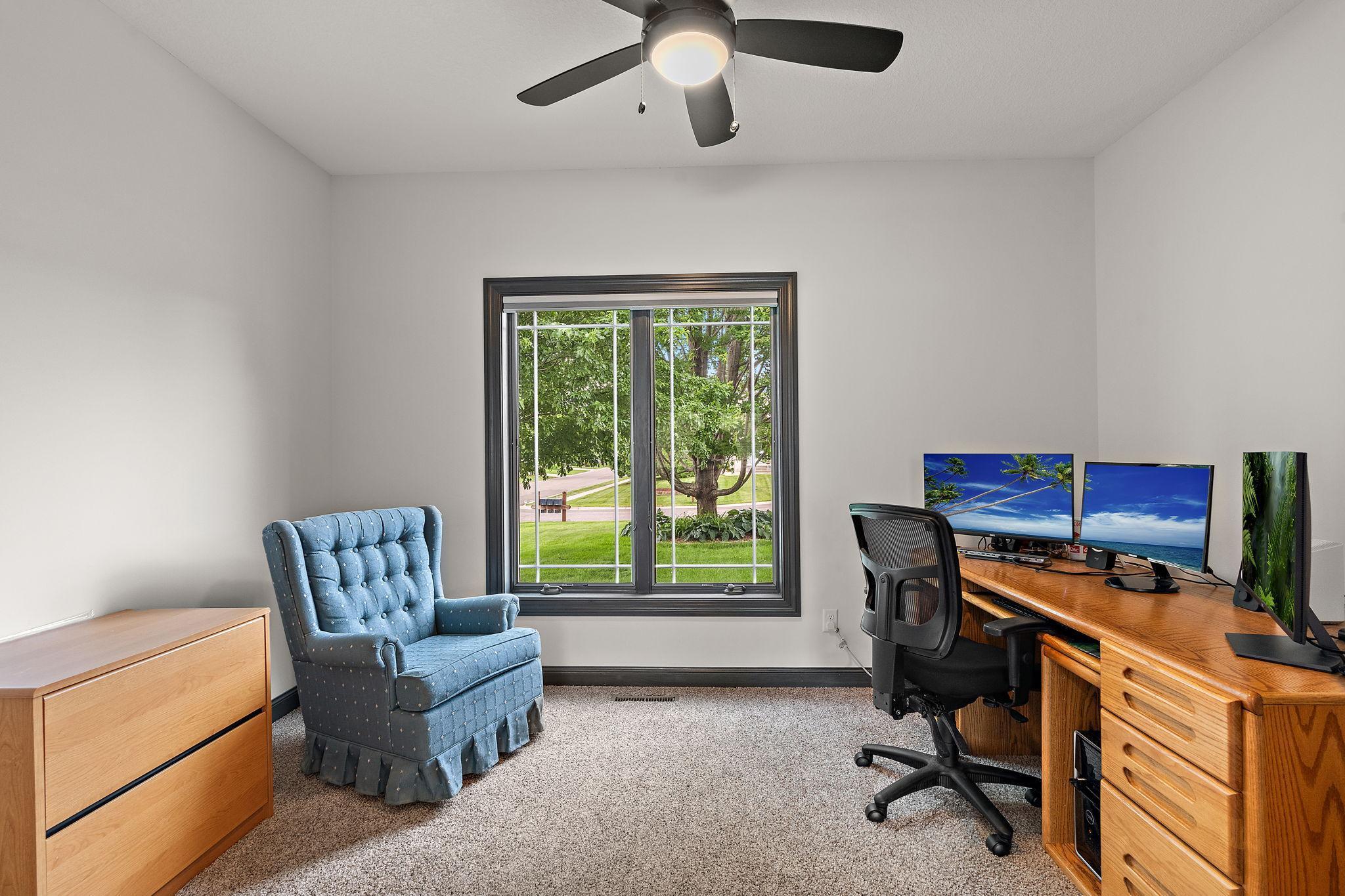 Oakdale, Minnesota, 55128, United States, 4 Bedrooms Bedrooms, ,4 BathroomsBathrooms,Residential,For Sale,1879213
