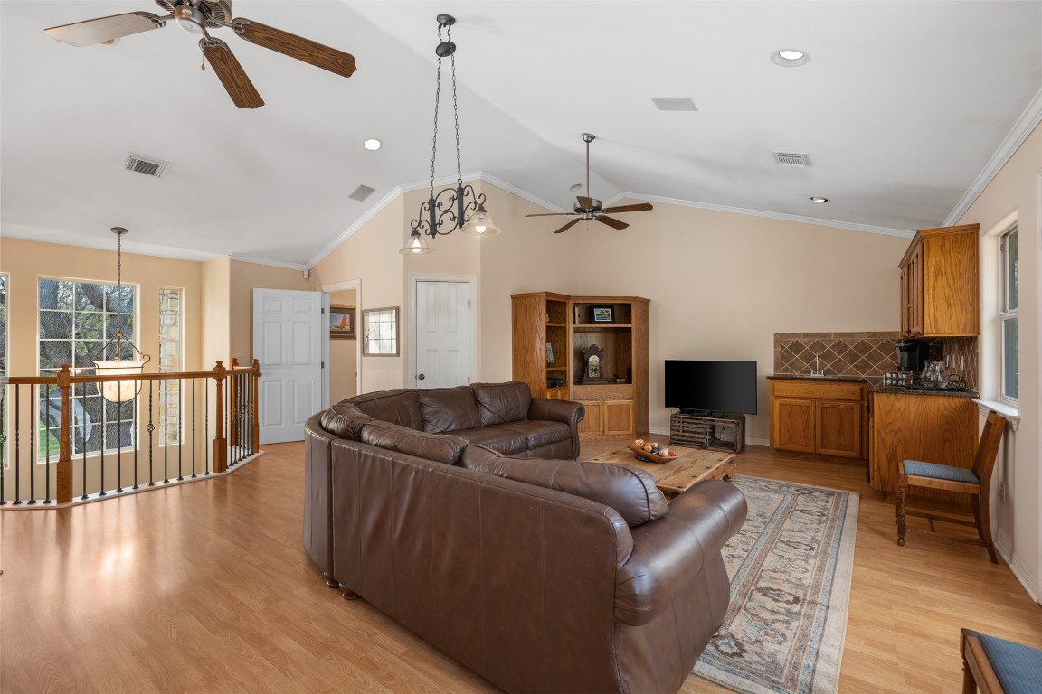 Austin, Texas, 78732, United States, 3 Bedrooms Bedrooms, ,3 BathroomsBathrooms,Residential,For Sale,1752781