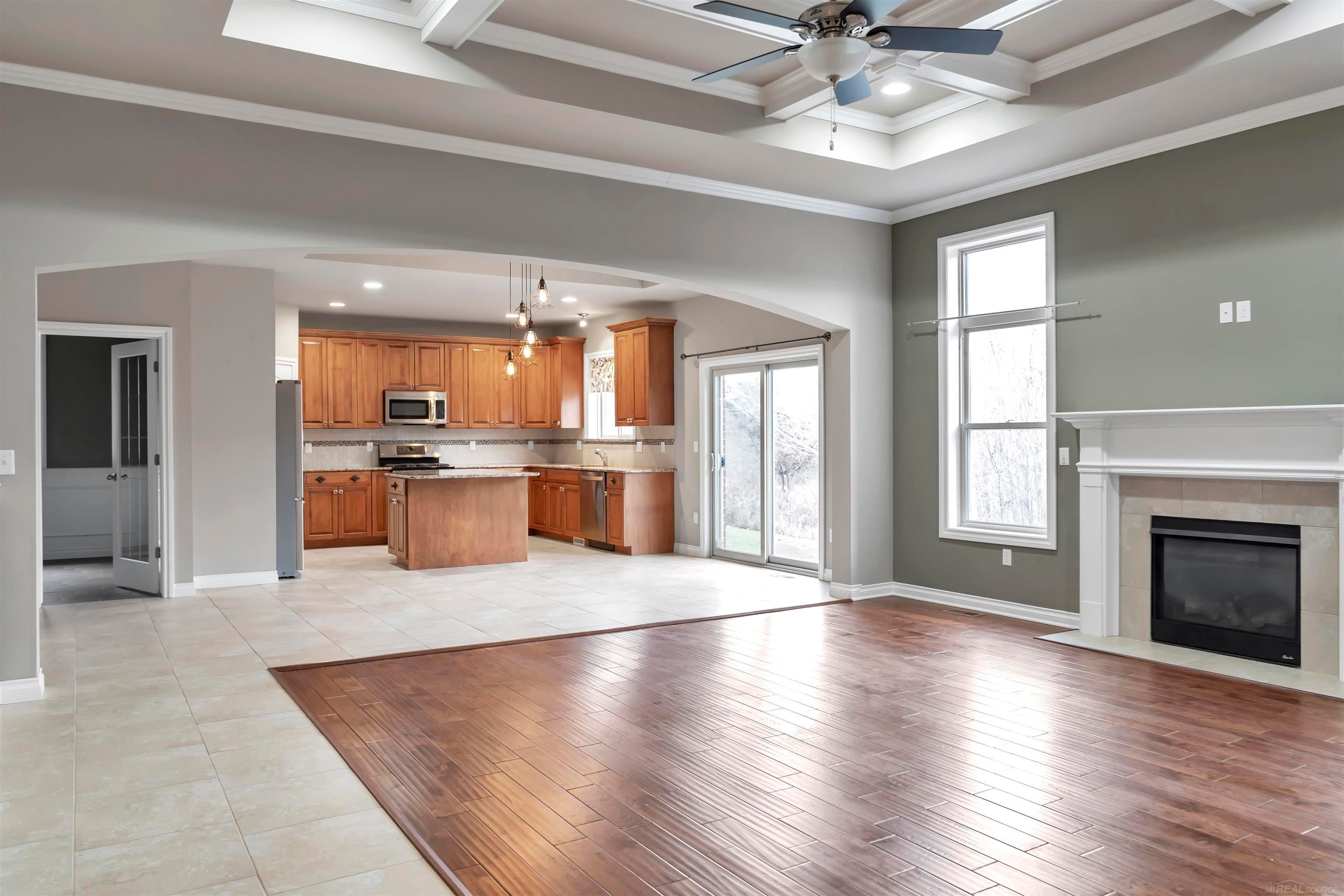 Macomb, Michigan, 48042, United States, 3 Bedrooms Bedrooms, ,3 BathroomsBathrooms,Residential,For Sale,2002873