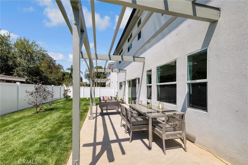 Sylmar, California, 91342, United States, 5 Bedrooms Bedrooms, ,3 BathroomsBathrooms,Residential,For Sale,1928478