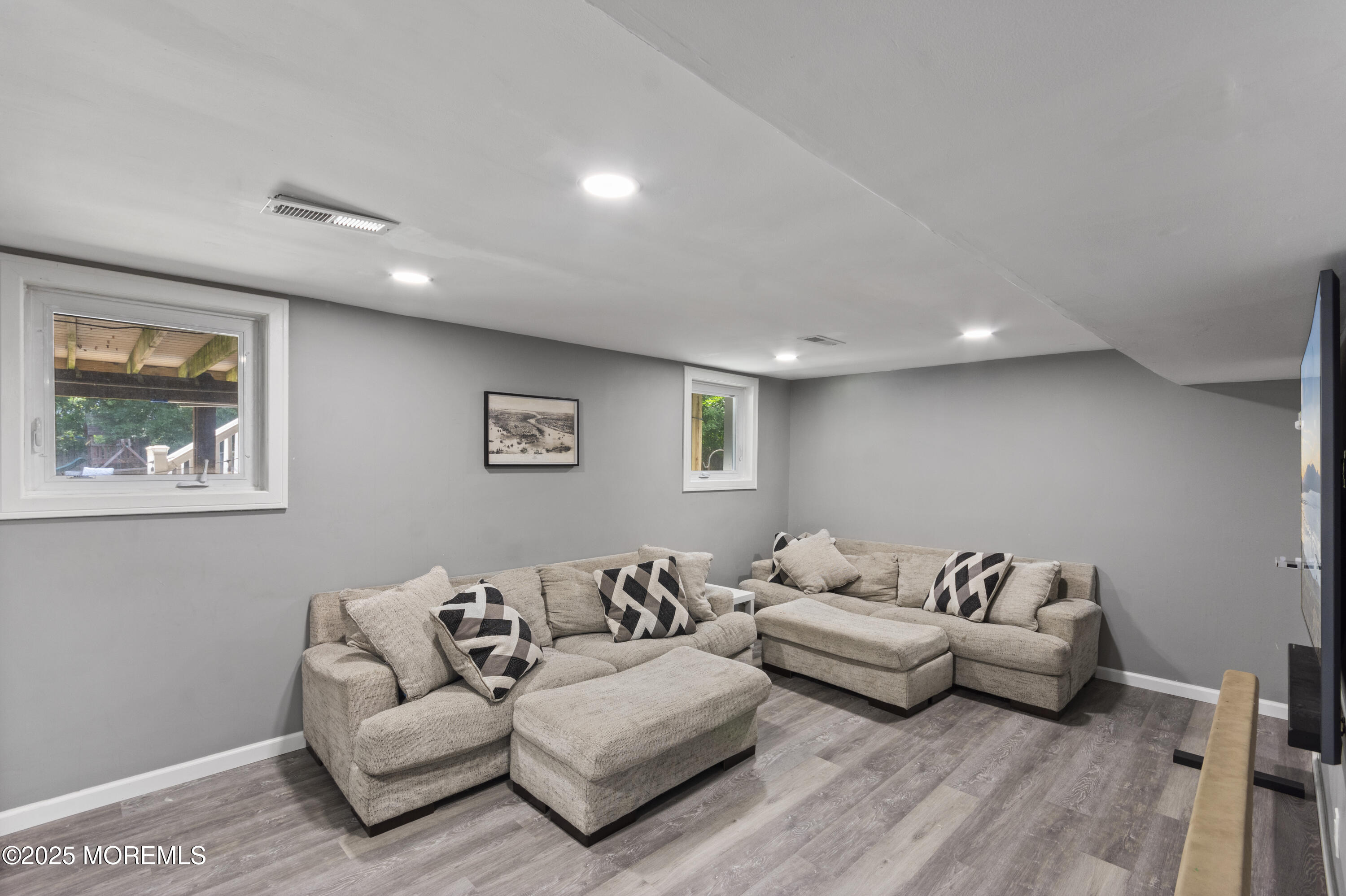 Howell, New Jersey, 07731, United States, 4 Bedrooms Bedrooms, ,3 BathroomsBathrooms,Residential,For Sale,1904378