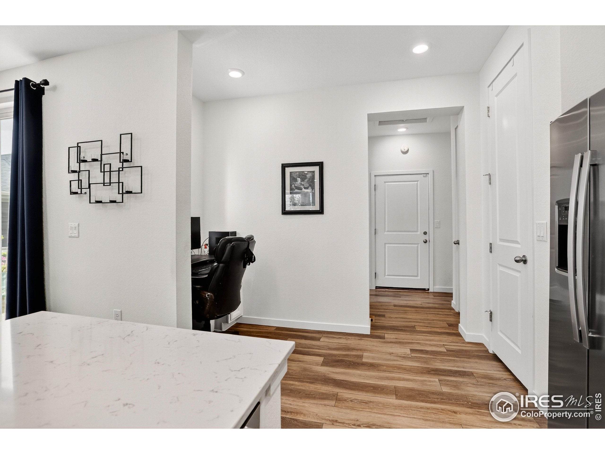 Erie, Colorado, 80516, United States, 3 Bedrooms Bedrooms, ,2 BathroomsBathrooms,Residential,For Sale,1912360