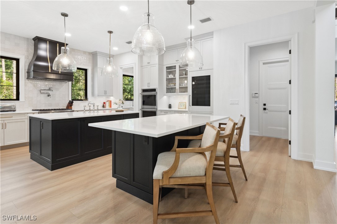 Naples, Florida, 34120, United States, 4 Bedrooms Bedrooms, ,6 BathroomsBathrooms,Residential,For Sale,1984444