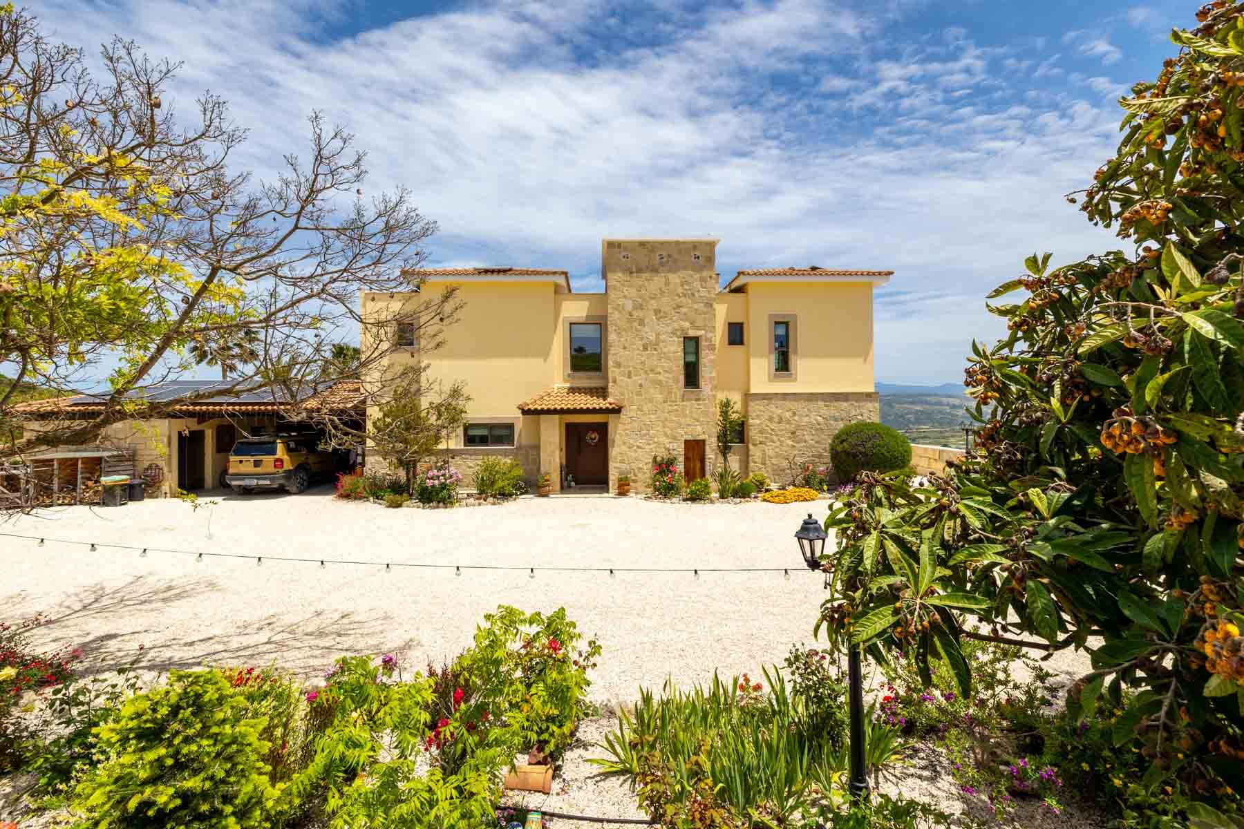  Four Plus One Bedroom Villa with Private Pool in Stroumbi, Pafos - 物件實景