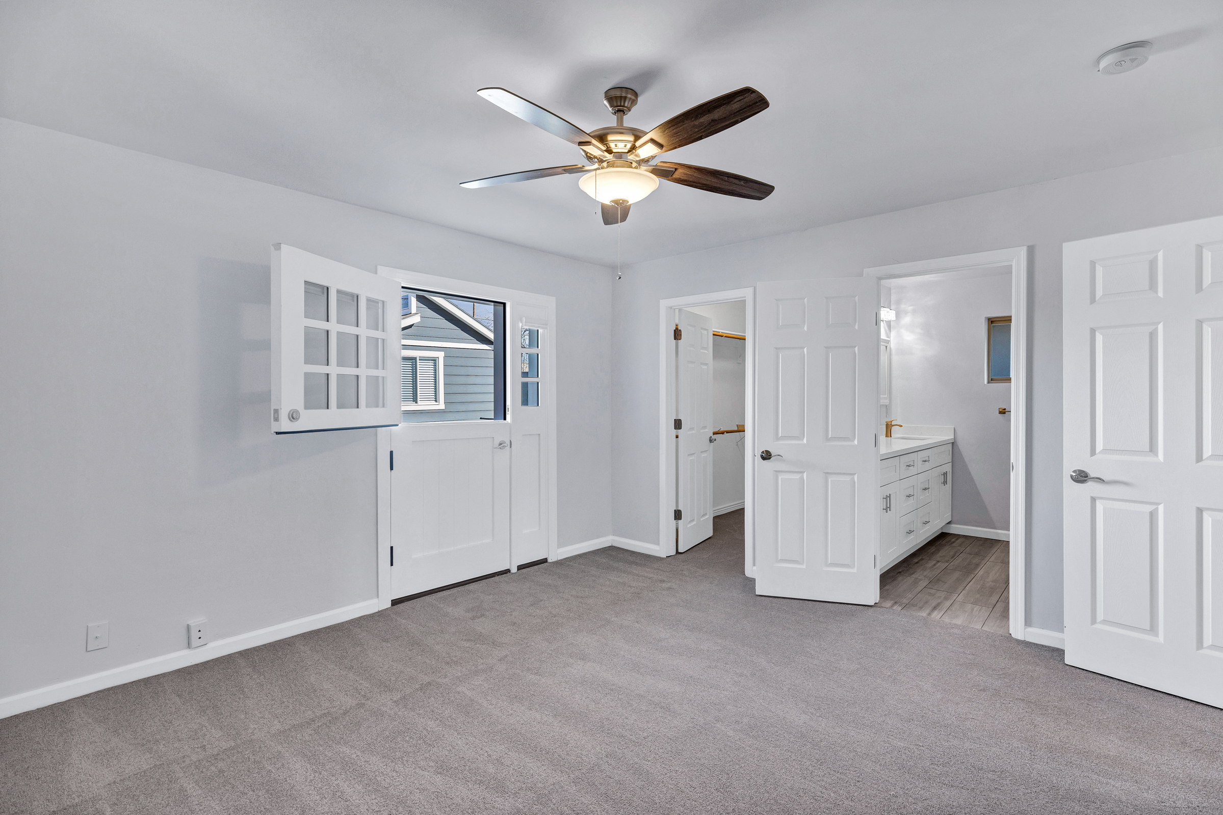 Phoenix, Arizona, 85016, United States, 4 Bedrooms Bedrooms, ,3 BathroomsBathrooms,Residential,For Sale,2013793