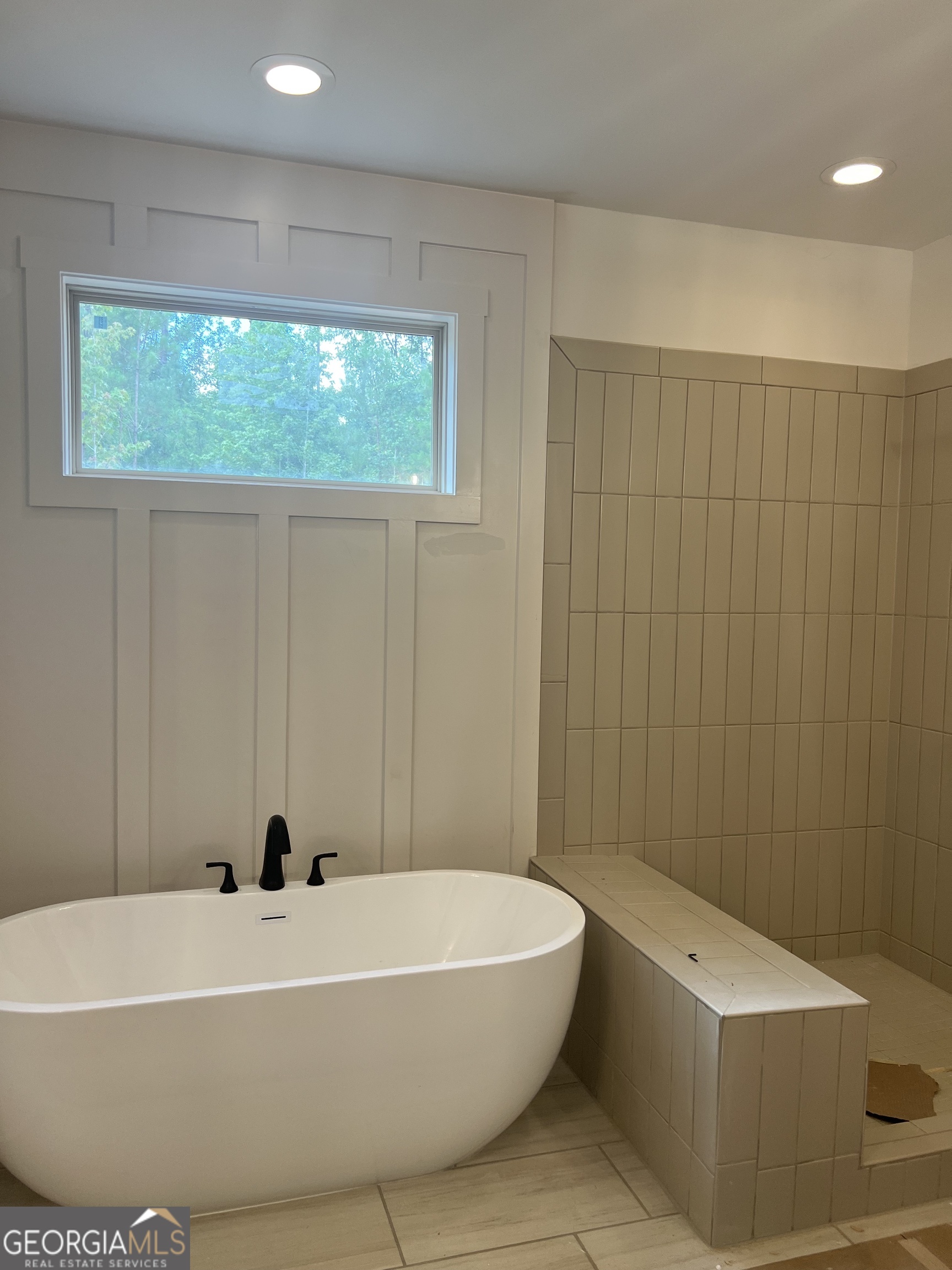 Senoia, Georgia, 30276, United States, 5 Bedrooms Bedrooms, ,4 BathroomsBathrooms,Residential,For Sale,1901806