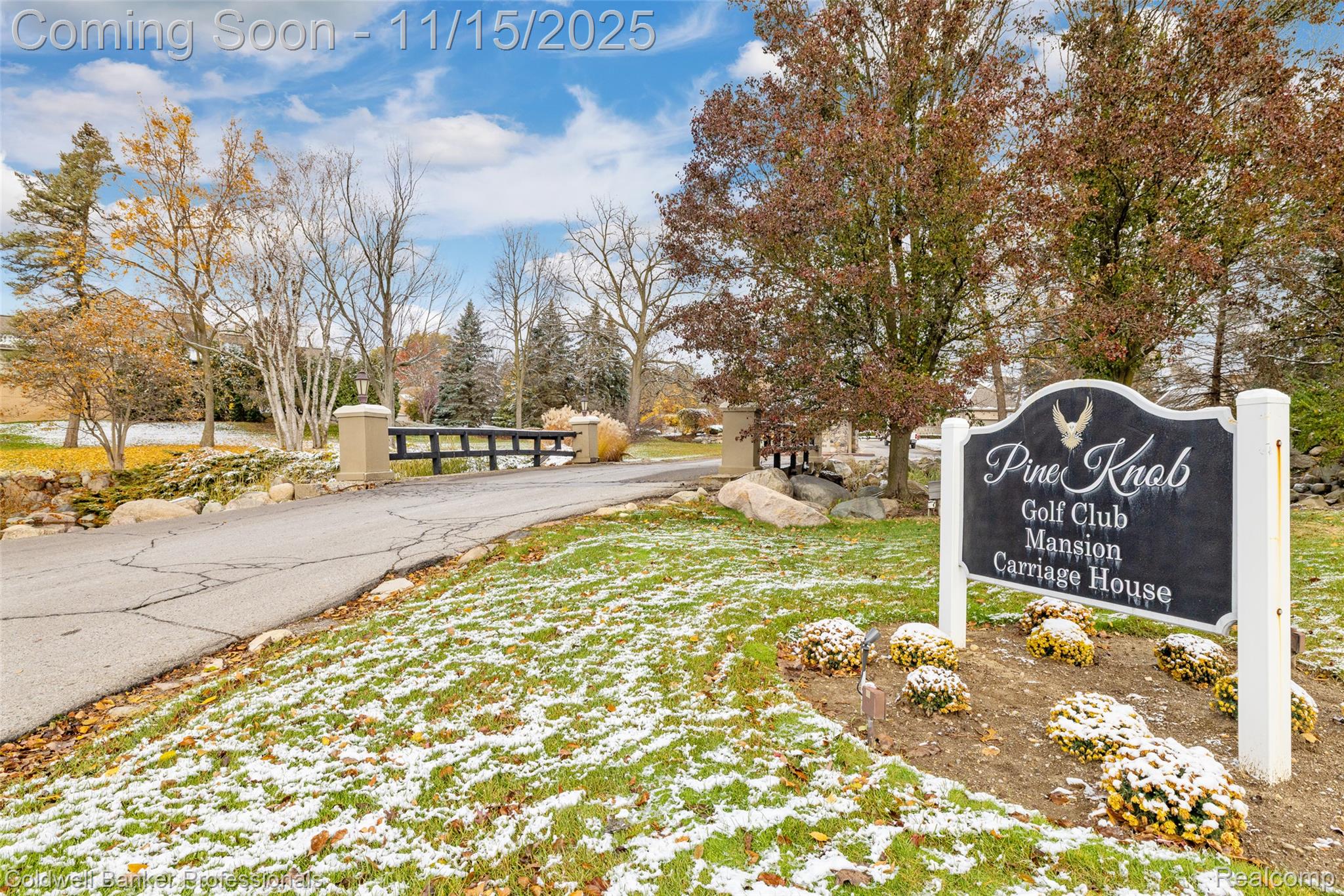 Clarkston, Michigan, 48348, United States, 4 Bedrooms Bedrooms, ,4 BathroomsBathrooms,Residential,For Sale,1992858