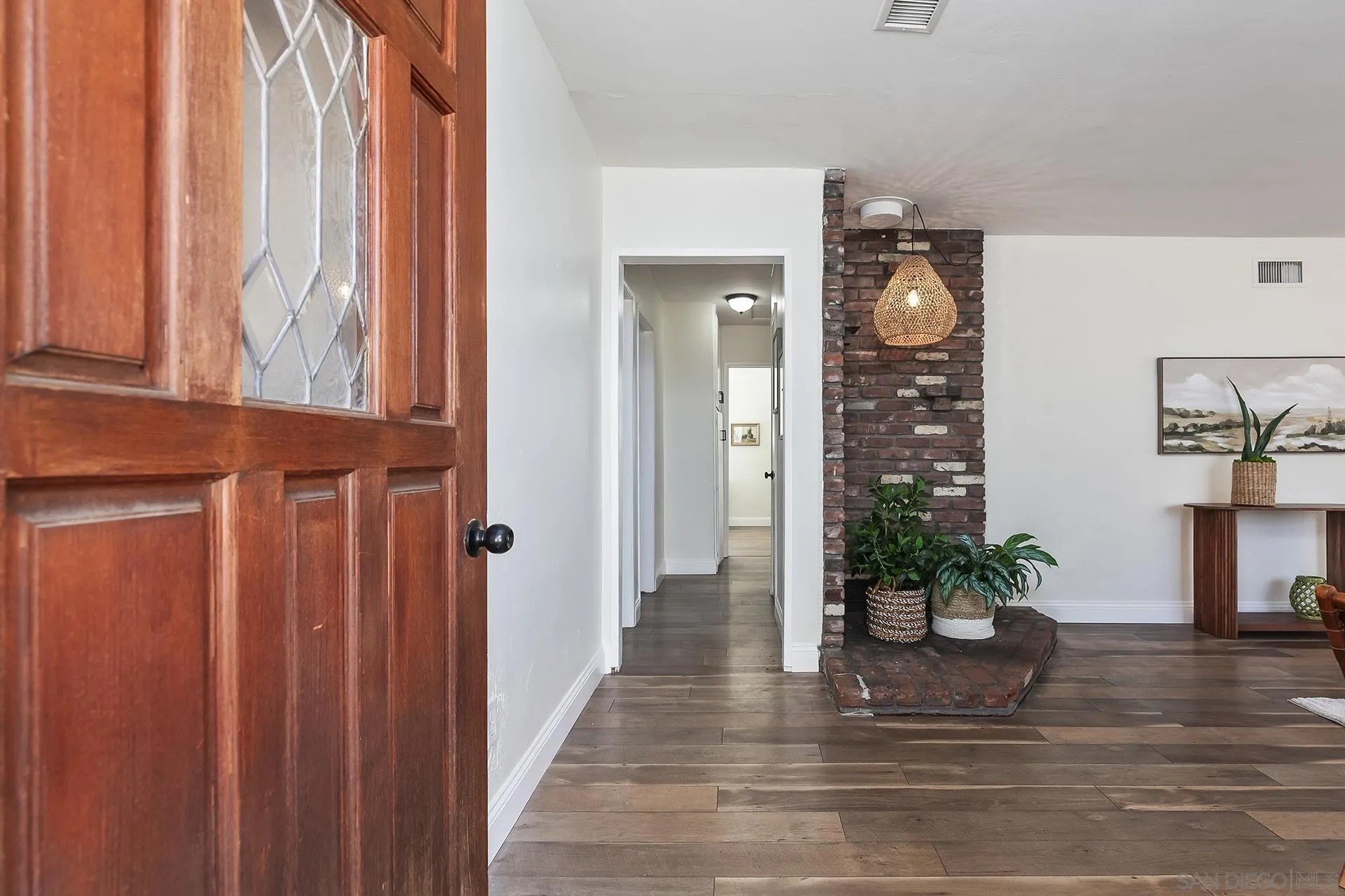 Alpine, California, 91901, United States, 3 Bedrooms Bedrooms, ,2 BathroomsBathrooms,Residential,For Sale,1990972