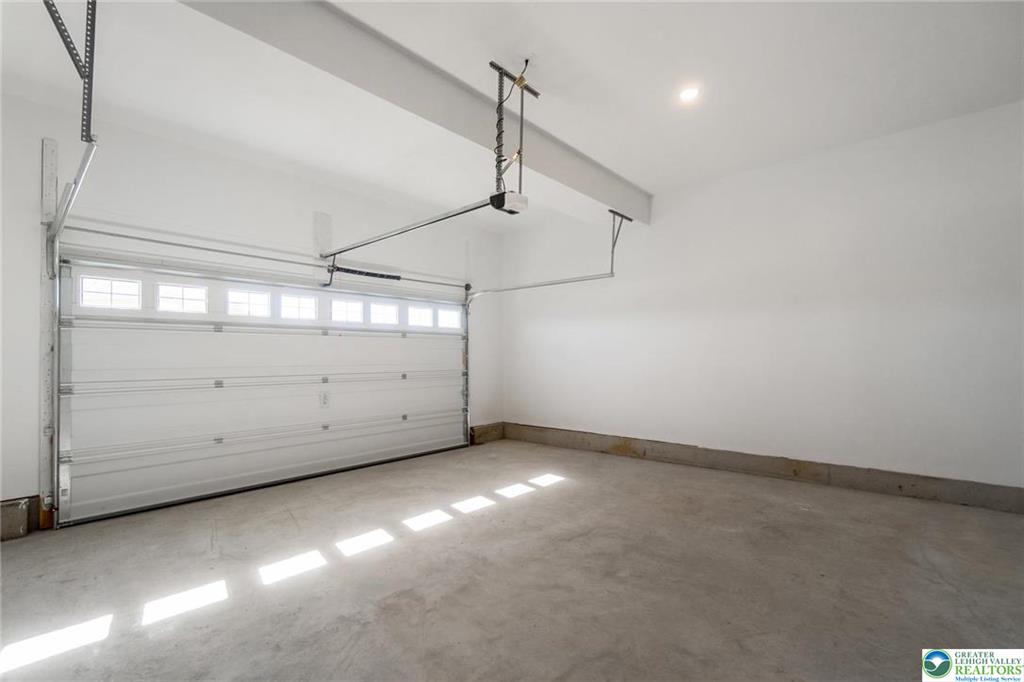 Bethlehem, Pennsylvania, 18017, United States, 6 Bedrooms Bedrooms, ,6 BathroomsBathrooms,Residential,For Sale,1975535