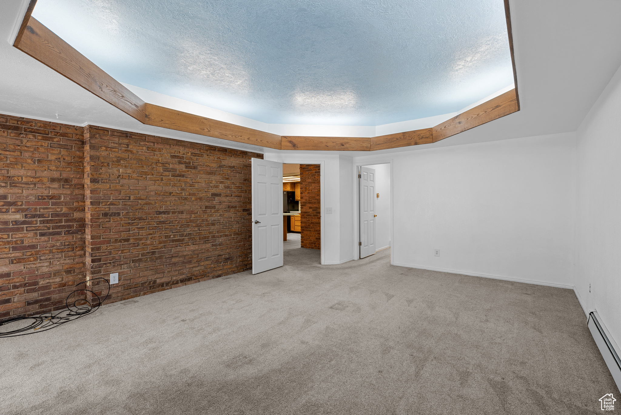 North Salt Lake, Utah, 84054, United States, 3 Bedrooms Bedrooms, ,3 BathroomsBathrooms,Residential,For Sale,1940946