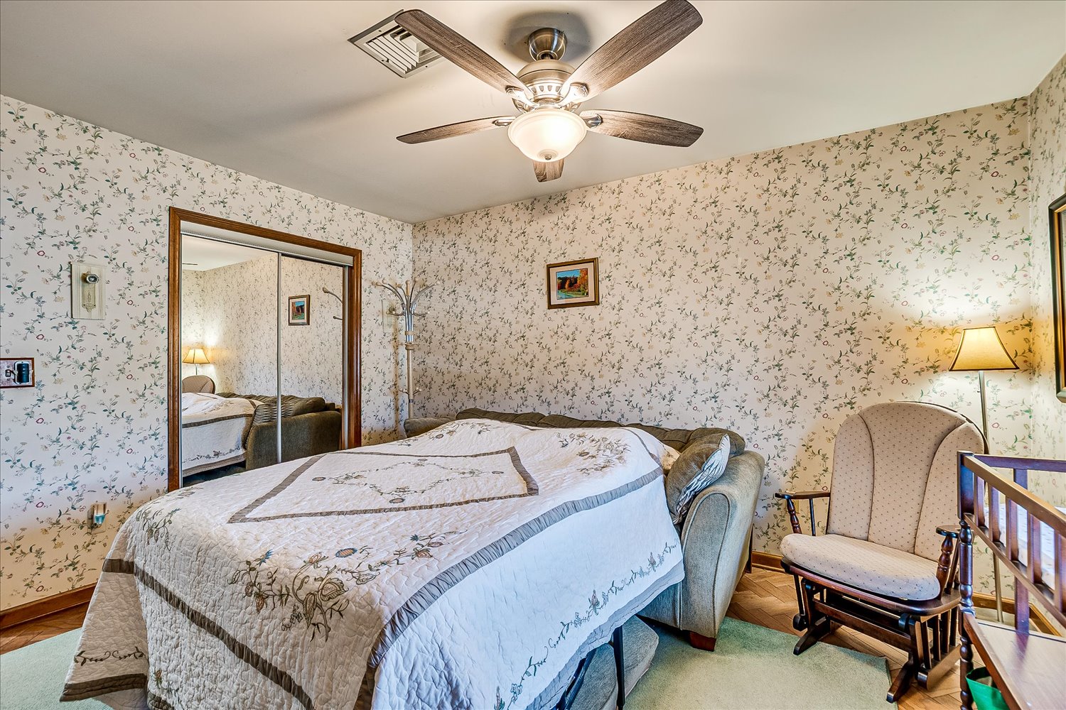 Eatontown, New Jersey, 07724, United States, 9 Bedrooms Bedrooms, ,4 BathroomsBathrooms,Residential,For Sale,1910757