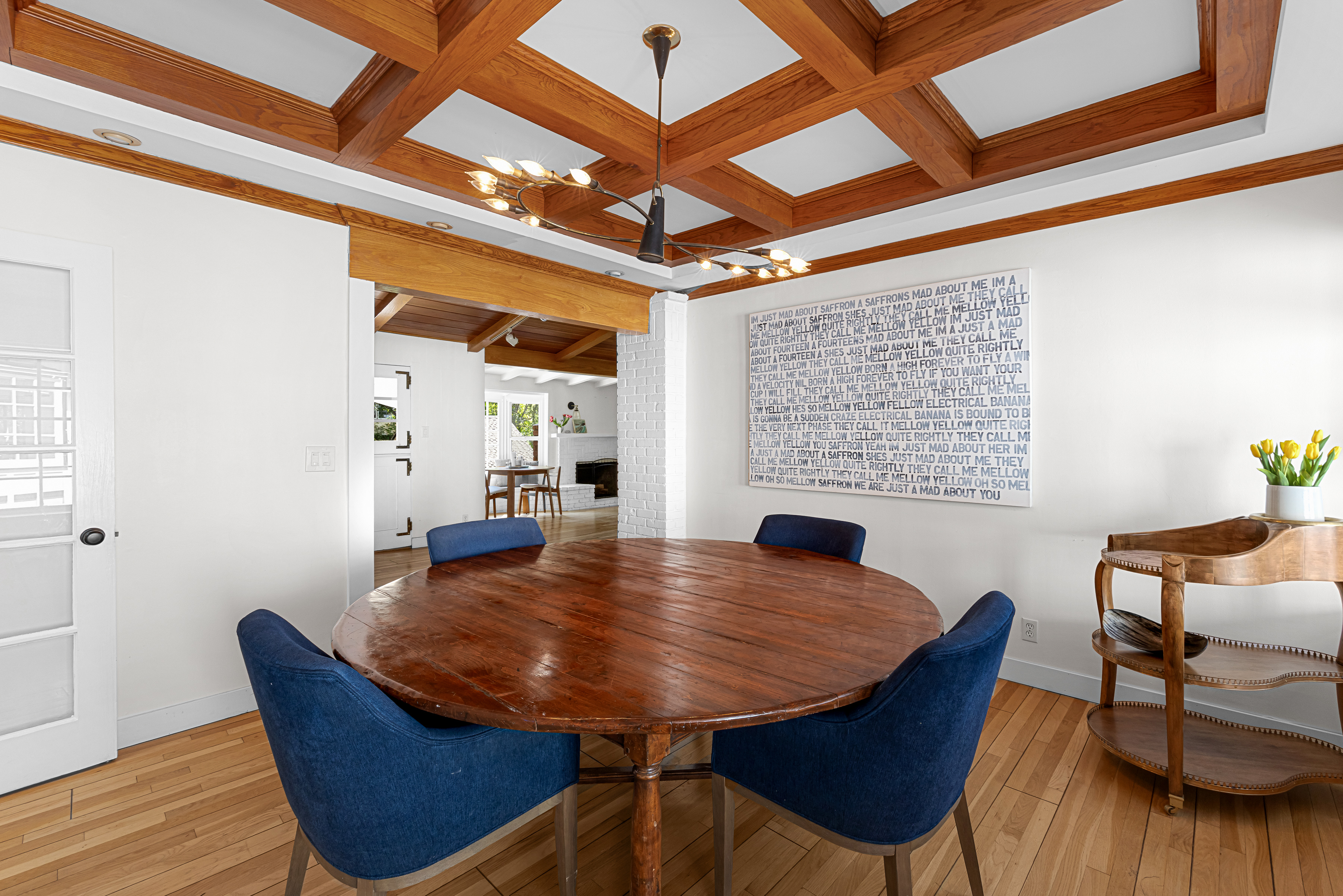  4650 Encino Avenue - 物件實景