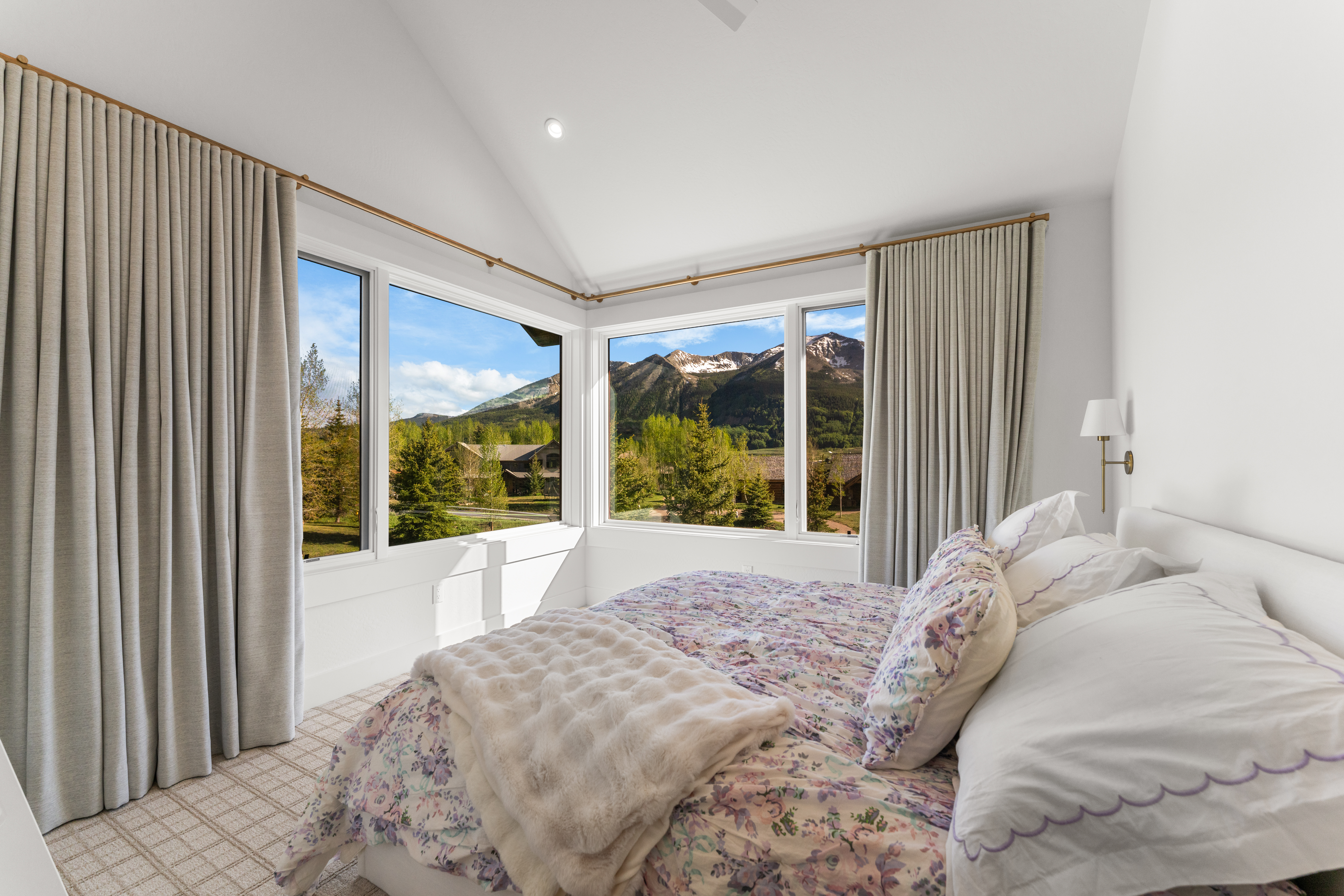  Extensively Reimagined, Fully-Furnished Masterpiece - 物件實景