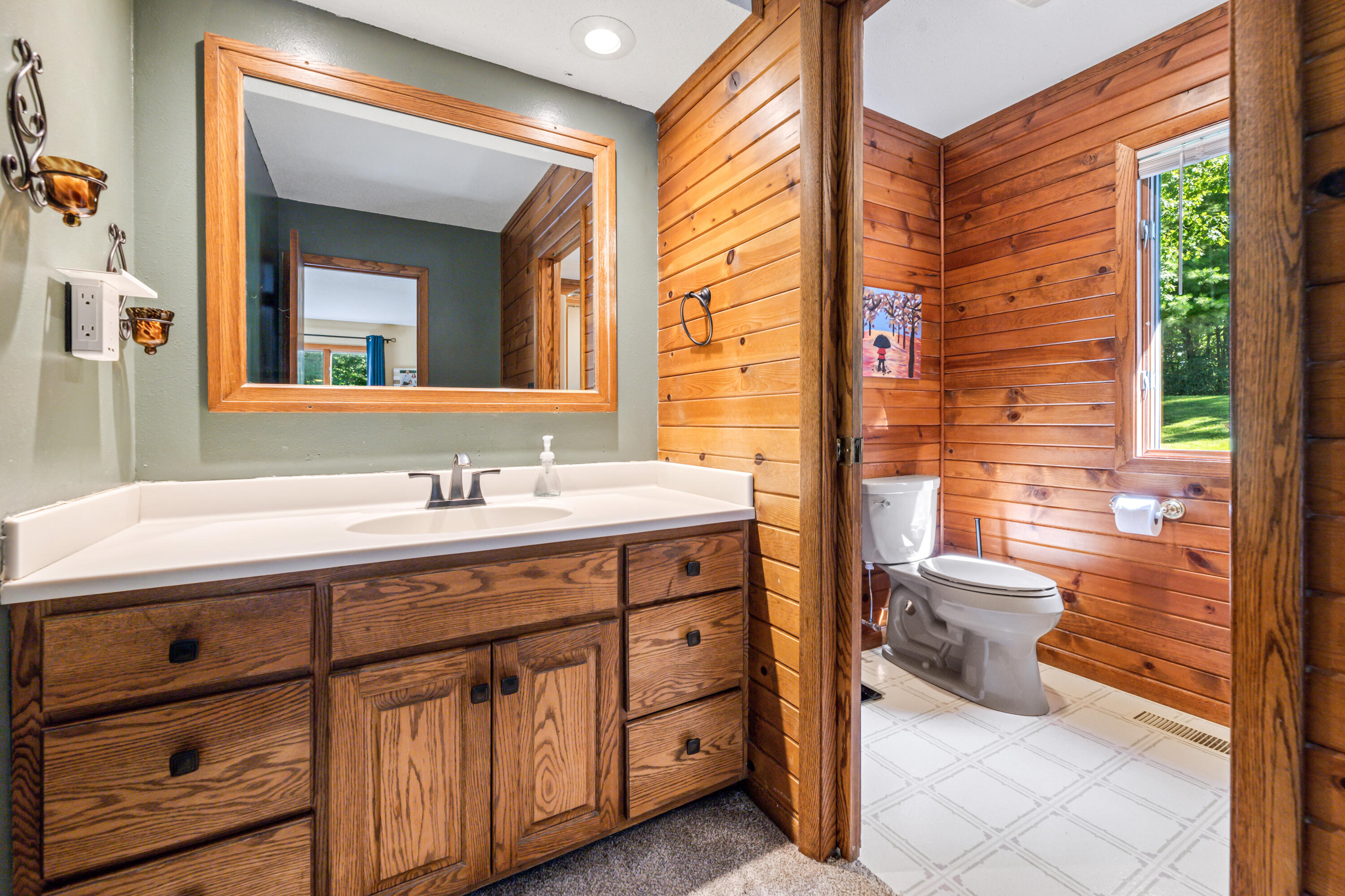 Shelby, Wisconsin, 54601, United States, 4 Bedrooms Bedrooms, ,3 BathroomsBathrooms,Residential,For Sale,1930949