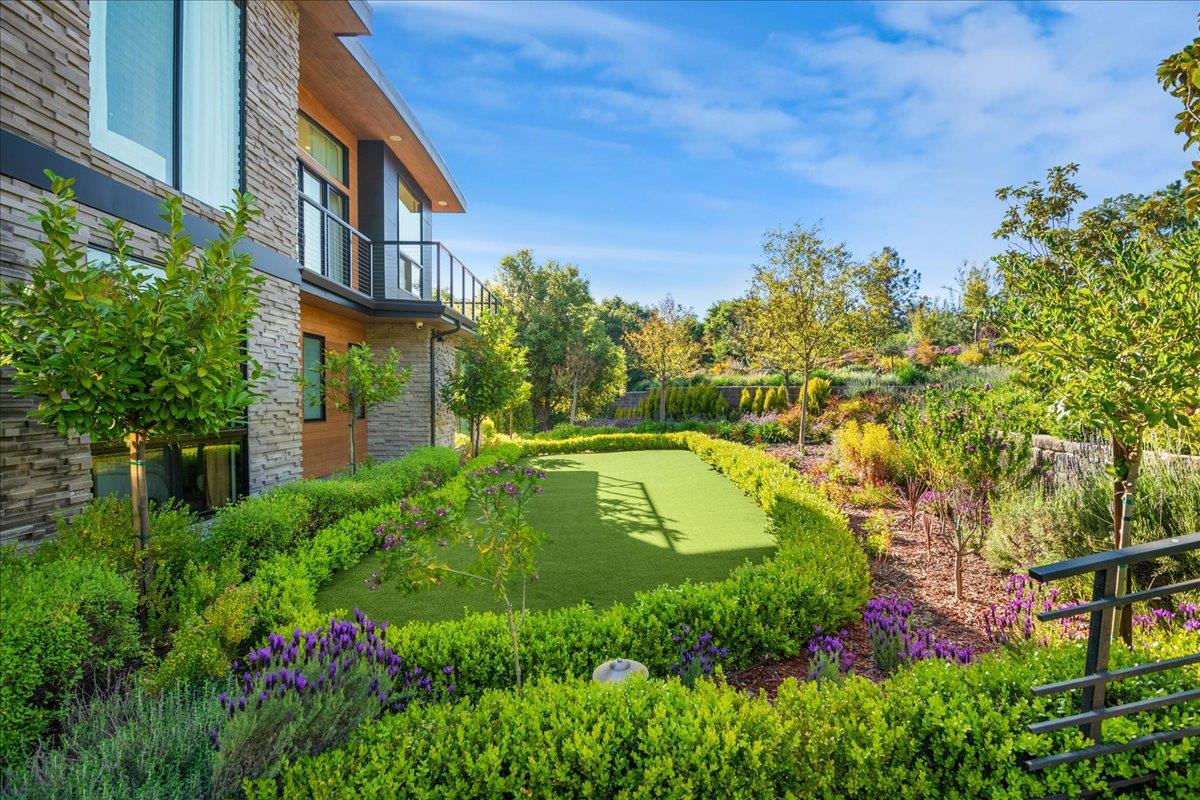 Saratoga, California, 95070, United States, 6 Bedrooms Bedrooms, ,11 BathroomsBathrooms,Residential,For Sale,1971416