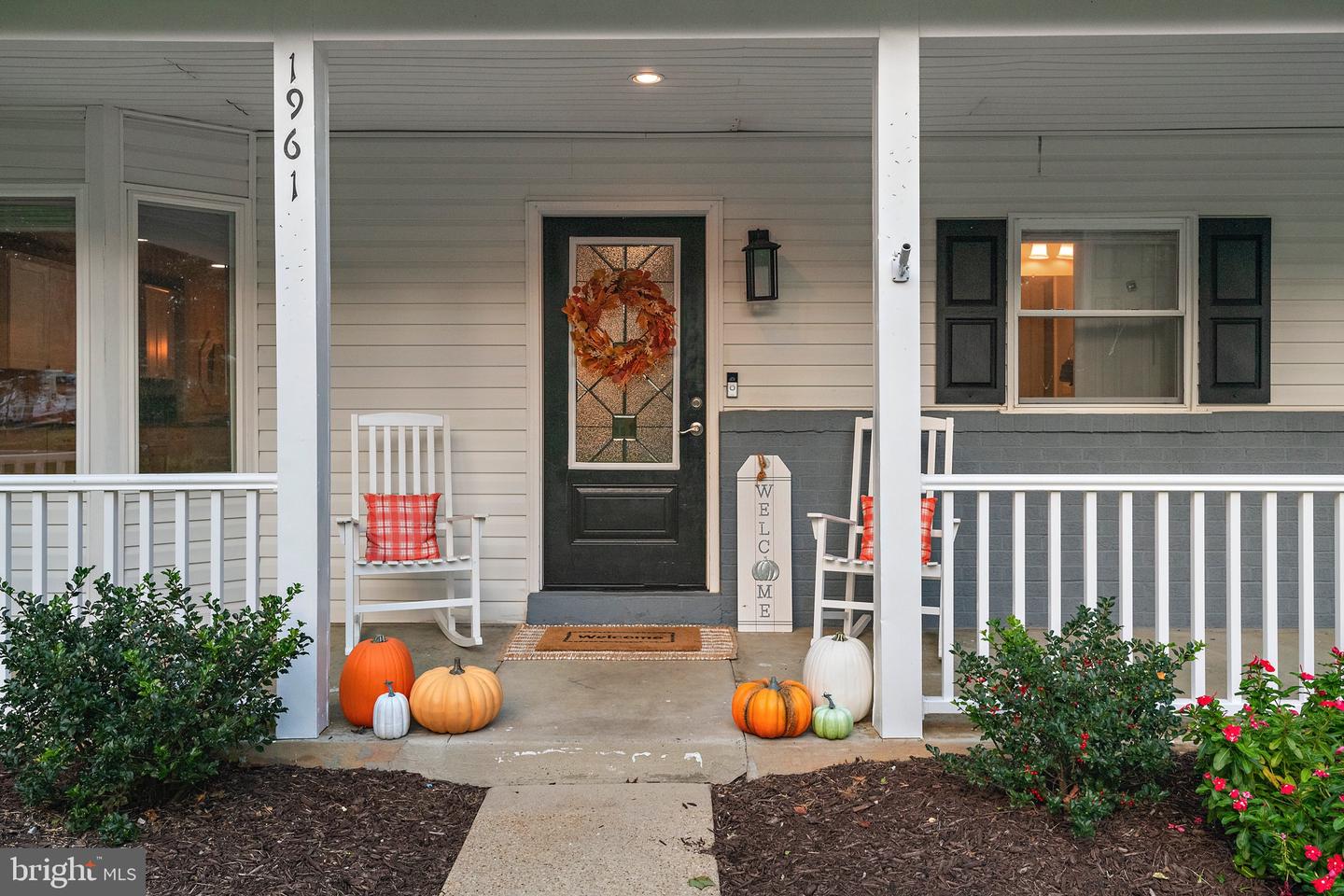 ANNAPOLIS, Maryland, 21401, United States, 4 Bedrooms Bedrooms, ,3 BathroomsBathrooms,Residential,For Sale,1988368