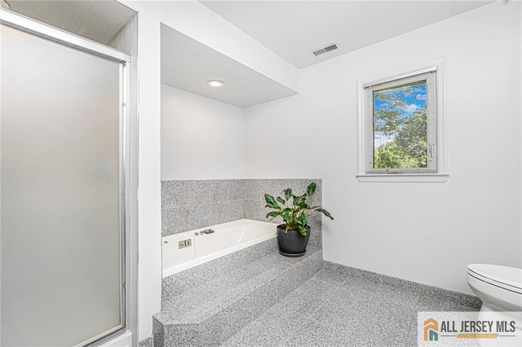 East Brunswick, New Jersey, 08816, United States, 4 Bedrooms Bedrooms, ,4 BathroomsBathrooms,Residential,For Sale,1847470