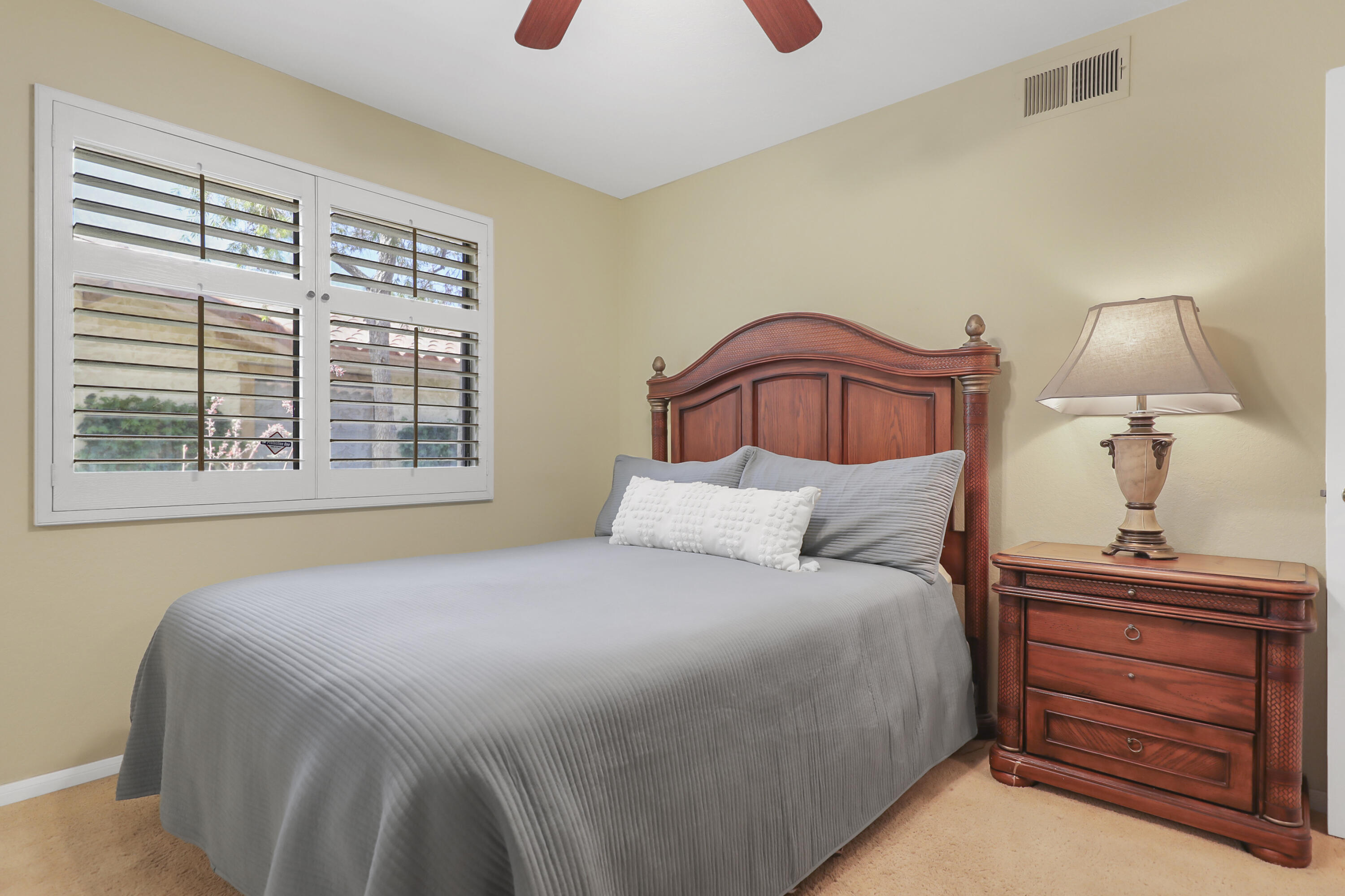 Palm Desert, California, 92260, United States, 2 Bedrooms Bedrooms, ,2 BathroomsBathrooms,Residential,For Sale,1865195