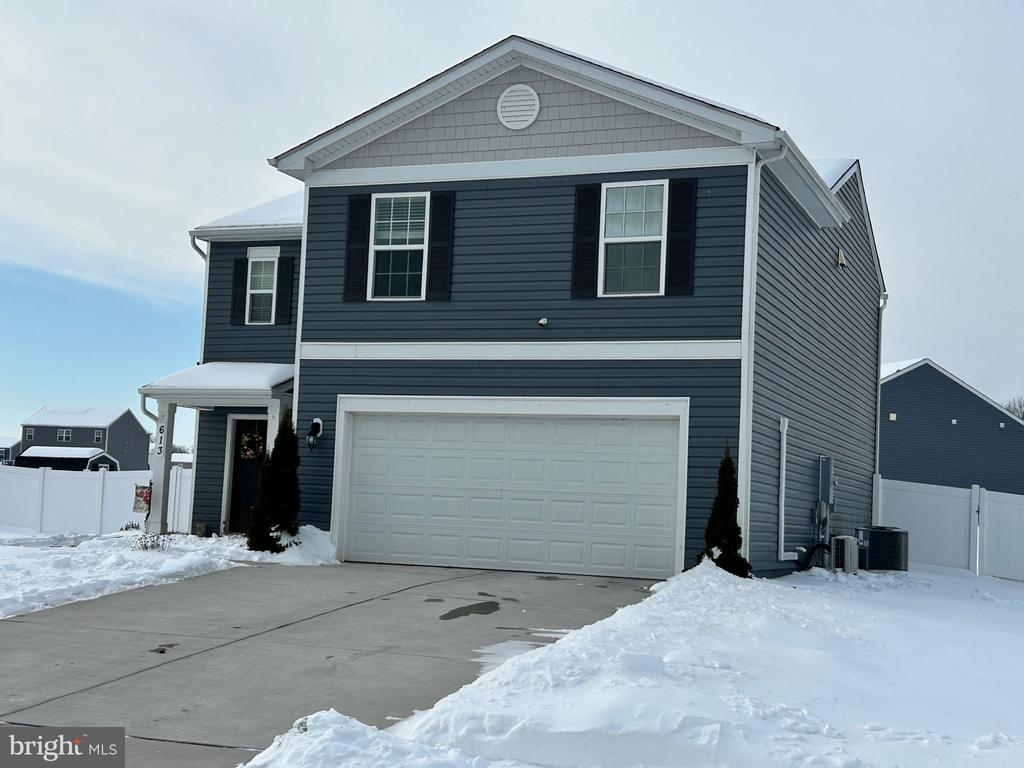 Berryville, Virginia, 22611, United States, 4 Bedrooms Bedrooms, ,3 BathroomsBathrooms,Residential,For Sale,2015067