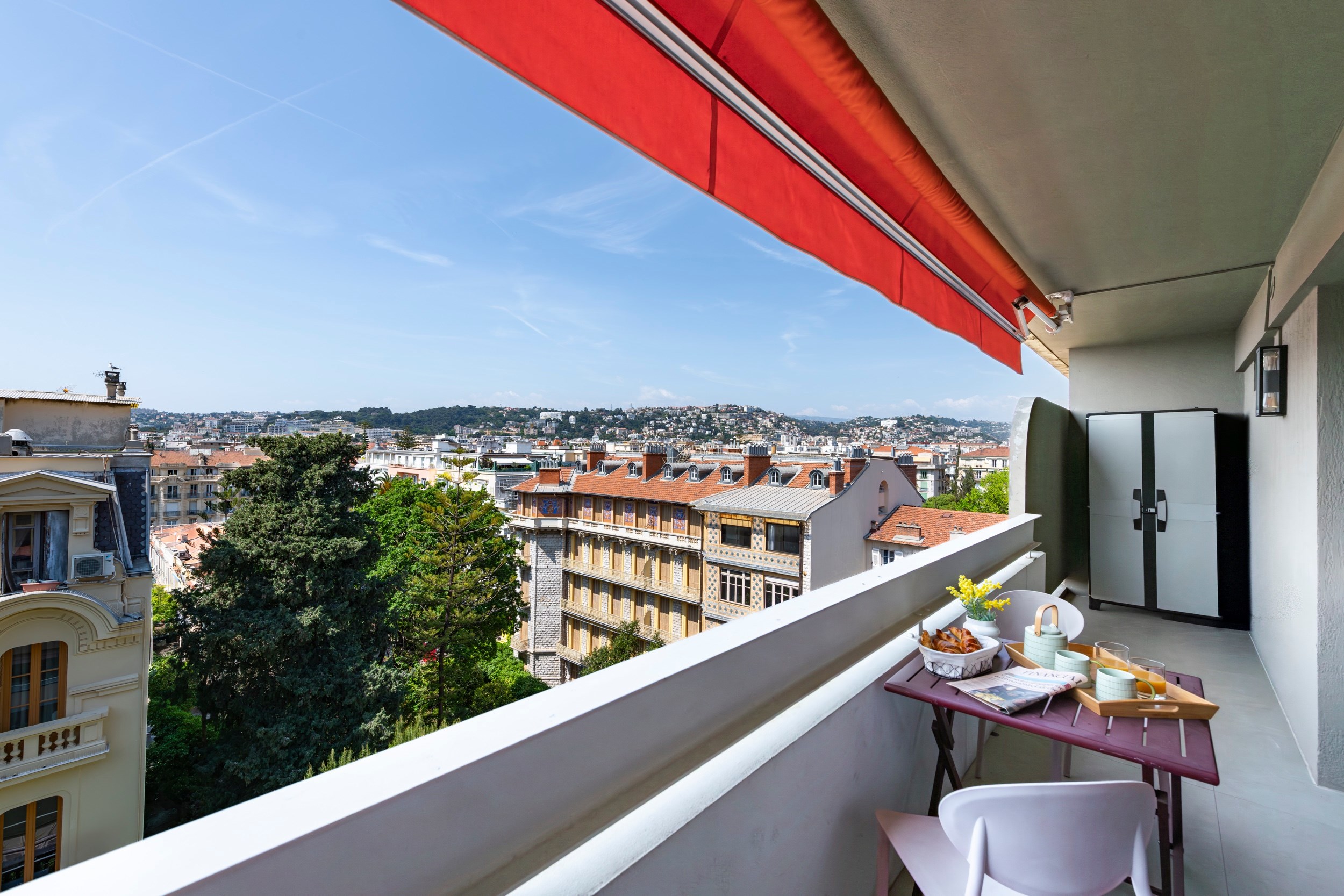  Nice Carré d’Or top floor 2 bedroom apartment with terrace and garage in luxury… - 物件實景