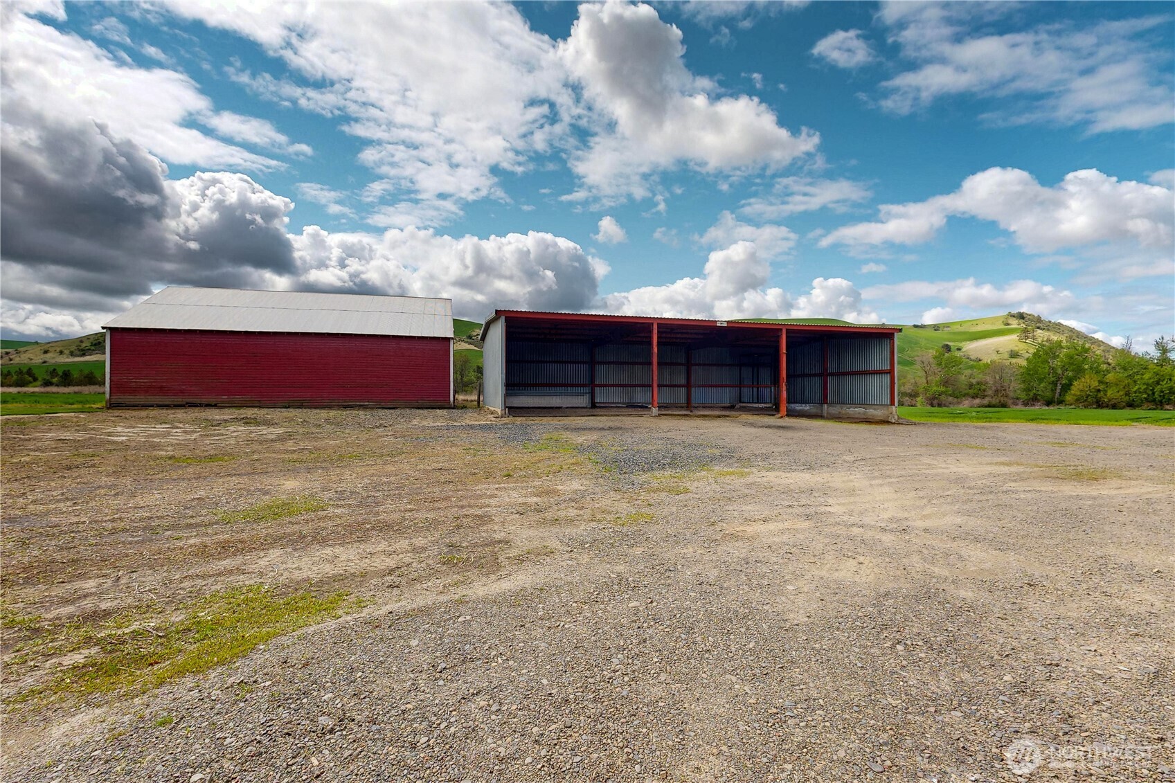 Waitsburg, Washington, 99361, United States, 4 Bedrooms Bedrooms, ,3 BathroomsBathrooms,Residential,For Sale,1793079