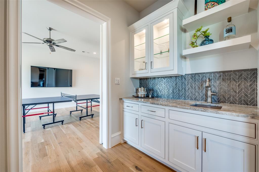 Celina, Texas, 75009, United States, 4 Bedrooms Bedrooms, ,5 BathroomsBathrooms,Residential,For Sale,1837037