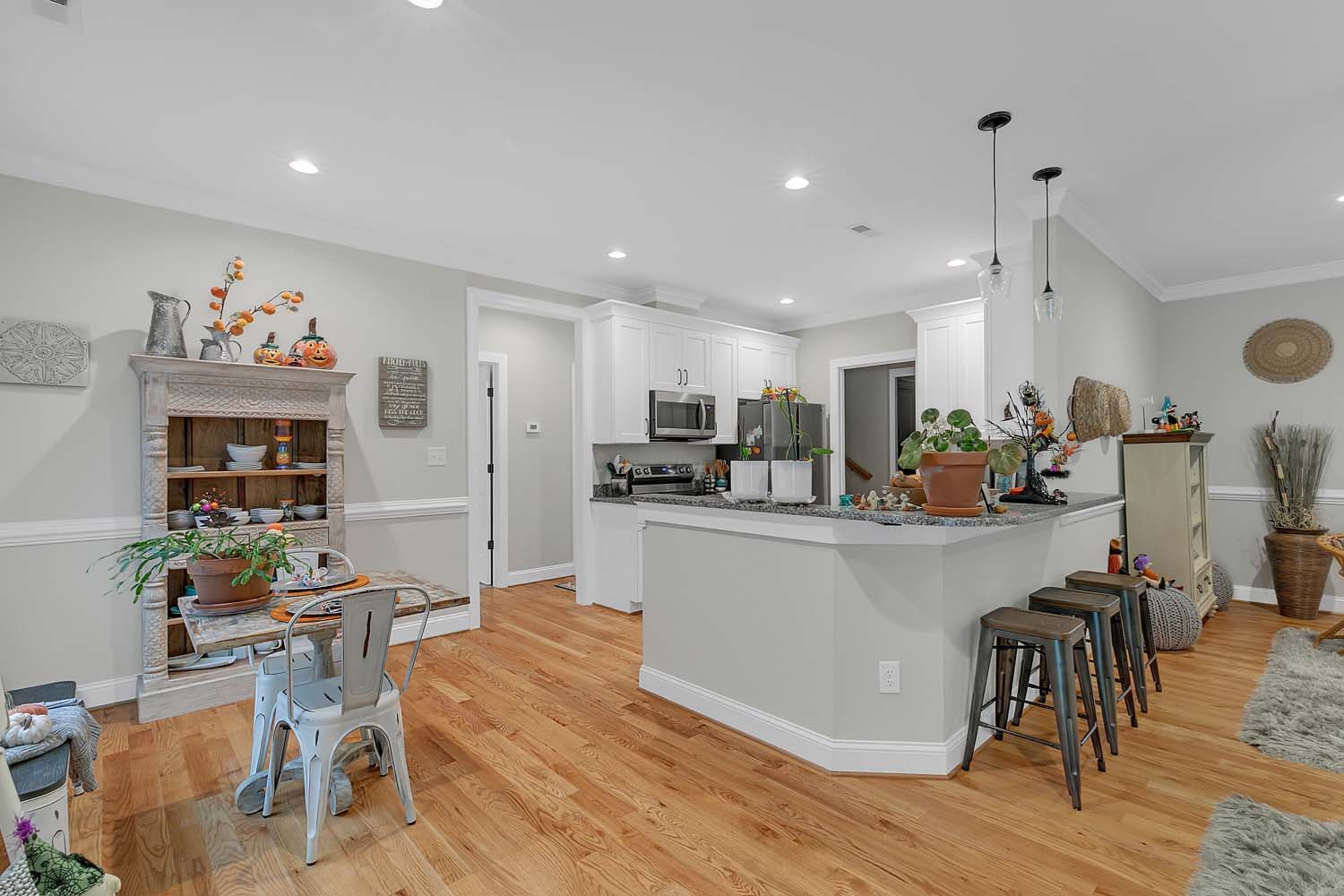 Gloucester, Virginia, 23061-3871, United States, 3 Bedrooms Bedrooms, ,3 BathroomsBathrooms,Residential,For Sale,1989895