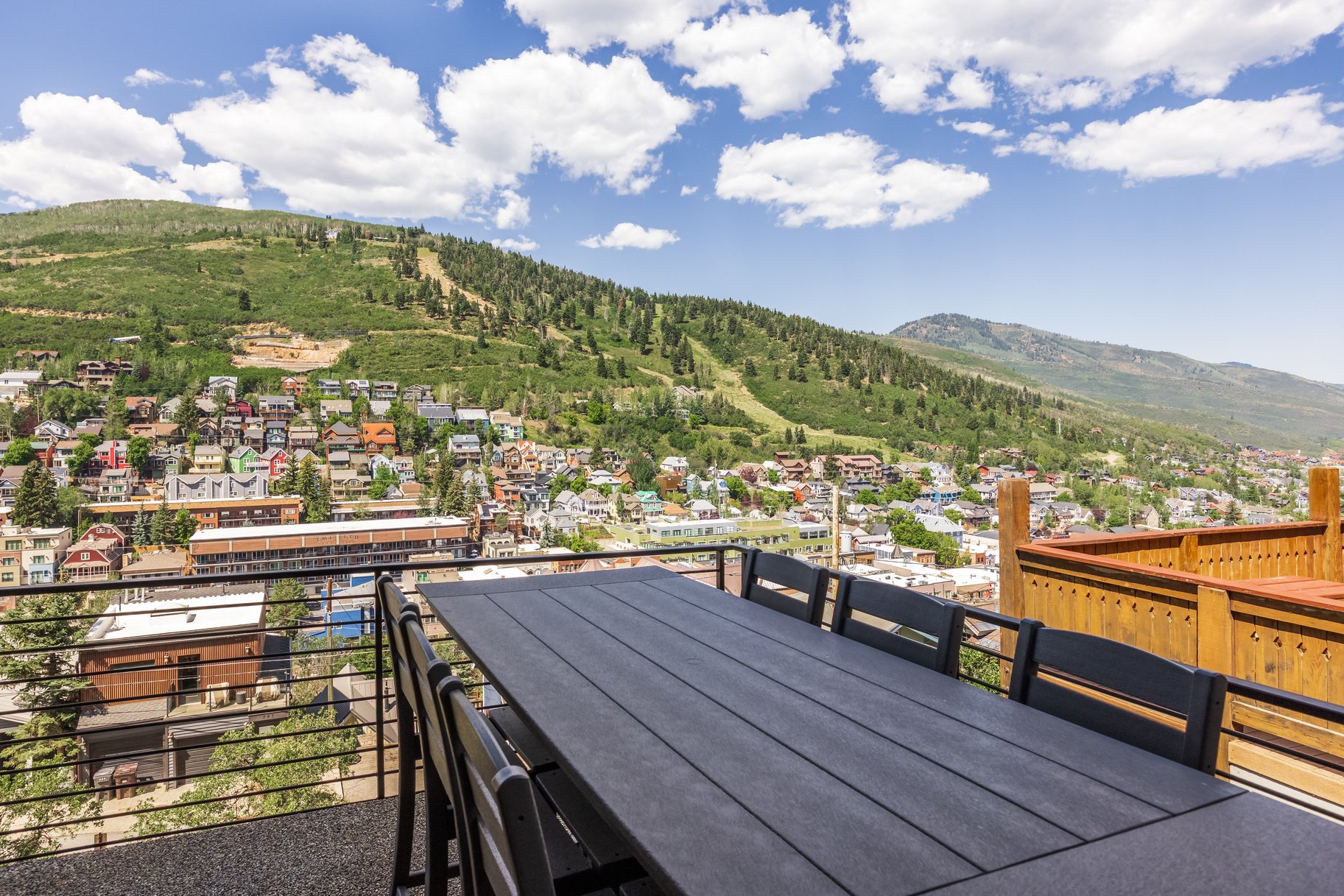  Mountain Modern Masterpiece with Sweeping Old Town and Ski Area Views - 物件實景