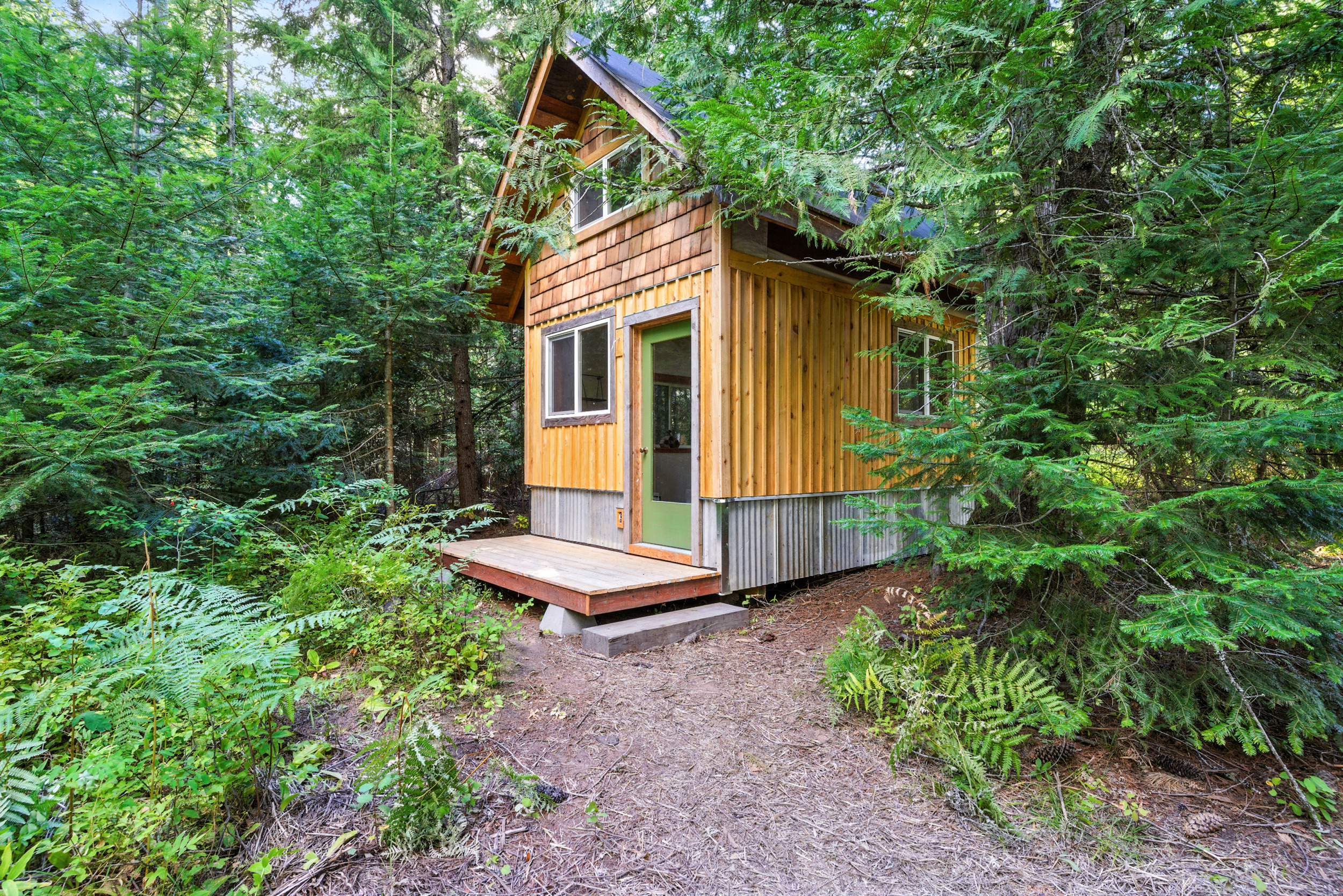 Sandpoint, Idaho, 83864, United States, 2 Bedrooms Bedrooms, ,2 BathroomsBathrooms,Residential,For Sale,2006058