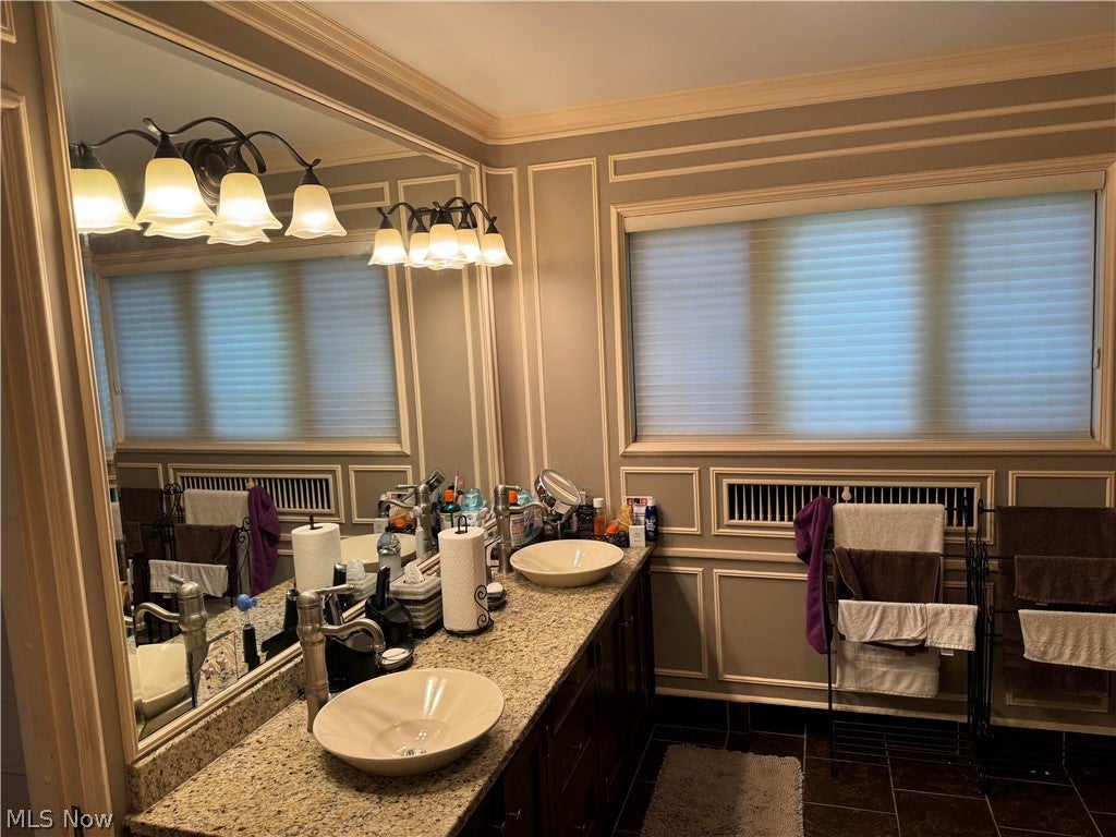 South Euclid, Ohio, 44121, United States, 9 Bedrooms Bedrooms, ,8 BathroomsBathrooms,Residential,For Sale,2040754