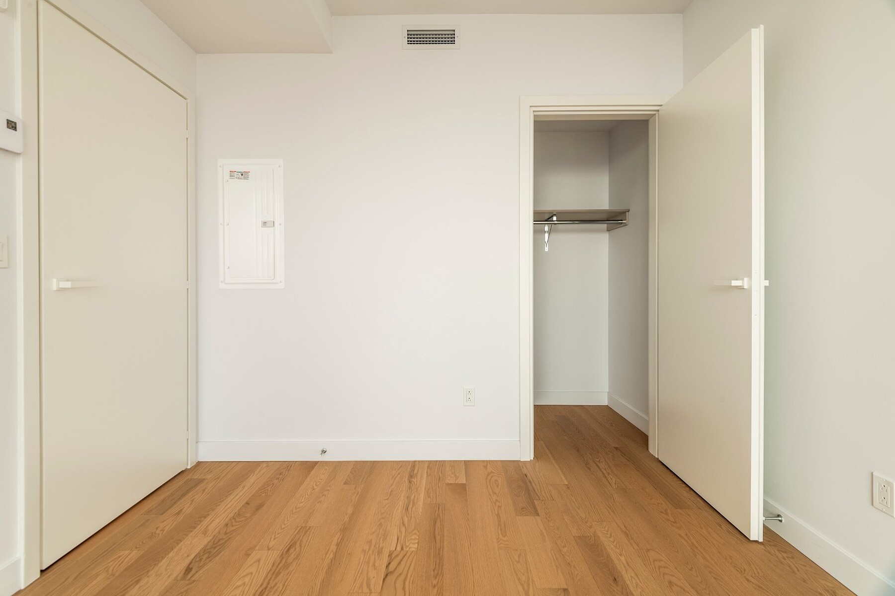  One Square Phillips PH 5204 - 物件實景
