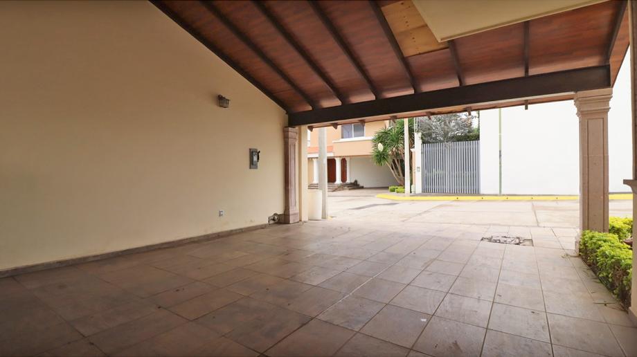 Morelia, Michoacán de Ocampo, 58270, Mexico, 5 Bedrooms Bedrooms, ,4 BathroomsBathrooms,Residential,For Sale,1918215