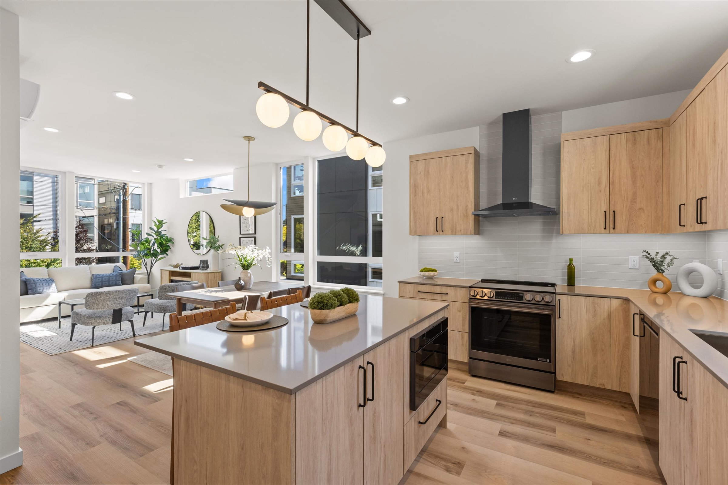  813 NW 63rd St, Seattle, WA 98107 - 物件實景