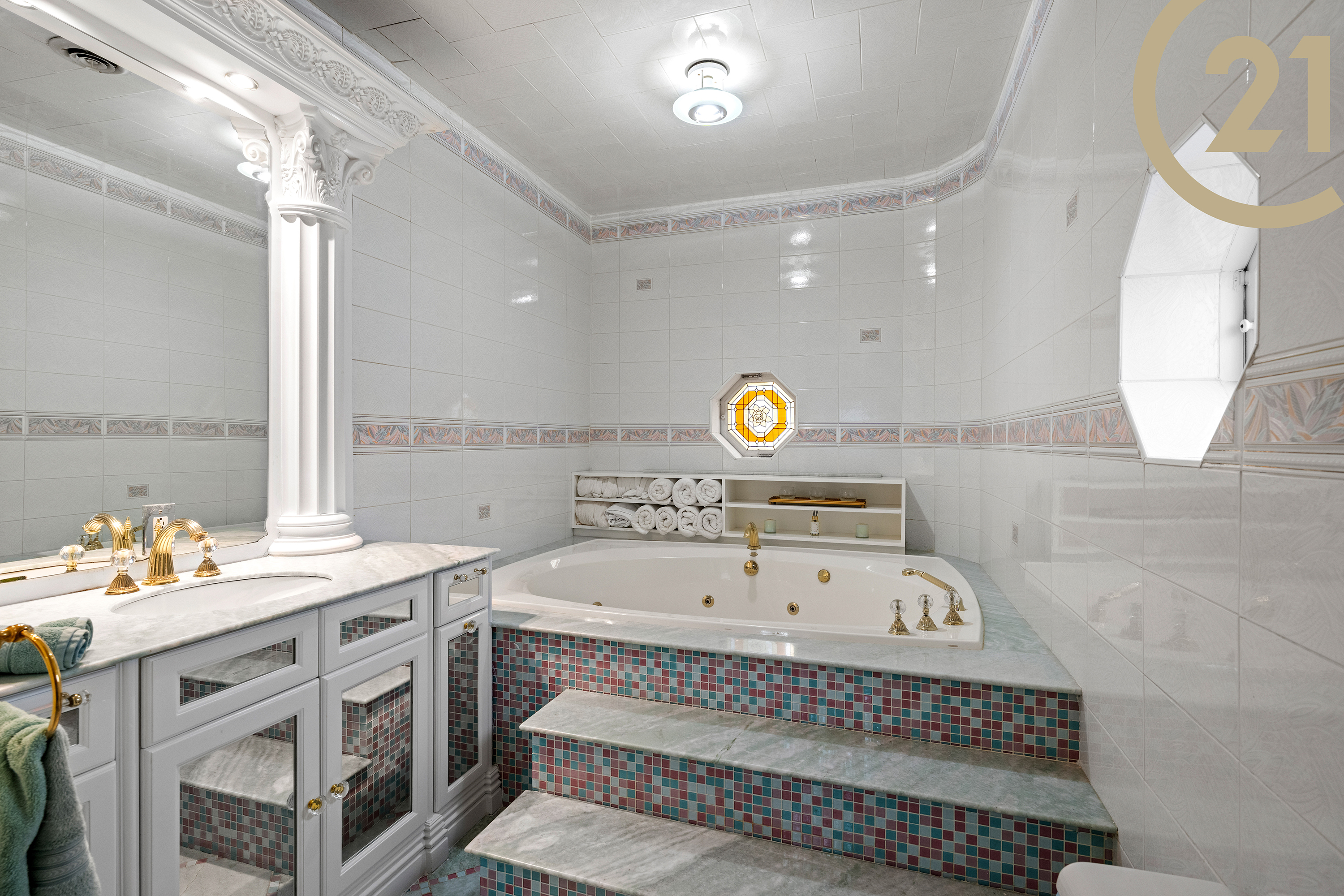 Brooklyn, New York, 11229, United States, 9 Bedrooms Bedrooms, ,6 BathroomsBathrooms,Residential,For Sale,1981070