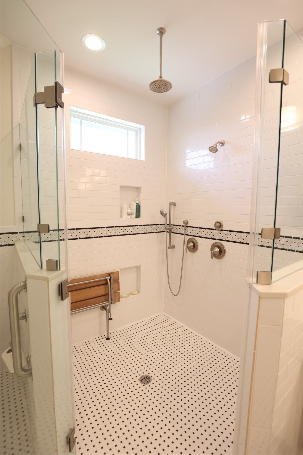 Houston, Texas, 77011, United States, 3 Bedrooms Bedrooms, ,2 BathroomsBathrooms,Residential,For Sale,1867410