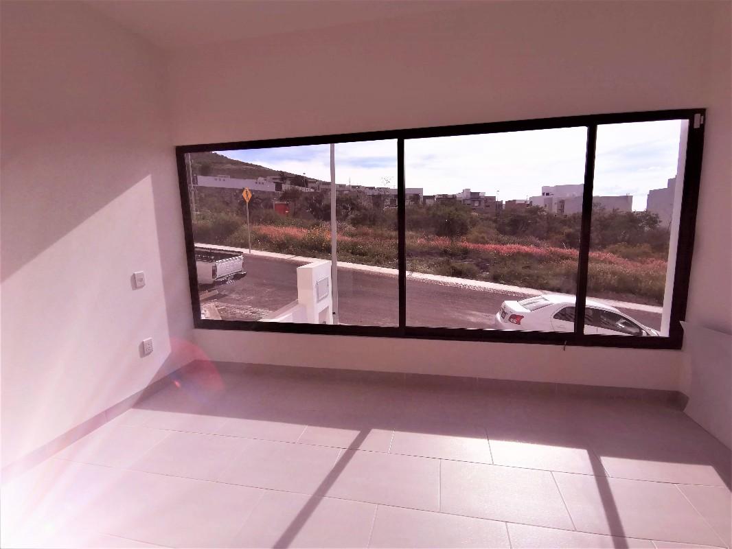 Valle Esmeralda, El Marqués, Querétaro, 76269, Mexico, 3 Bedrooms Bedrooms, ,4 BathroomsBathrooms,Residential,For Sale,Valle Esmeralda,1625749
