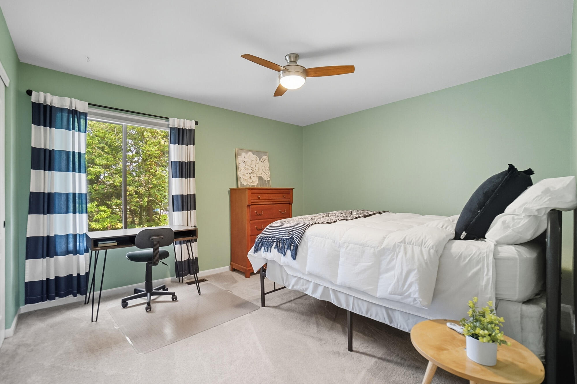 Hebron, Kentucky, 41048, United States, 4 Bedrooms Bedrooms, ,4 BathroomsBathrooms,Residential,For Sale,1958481