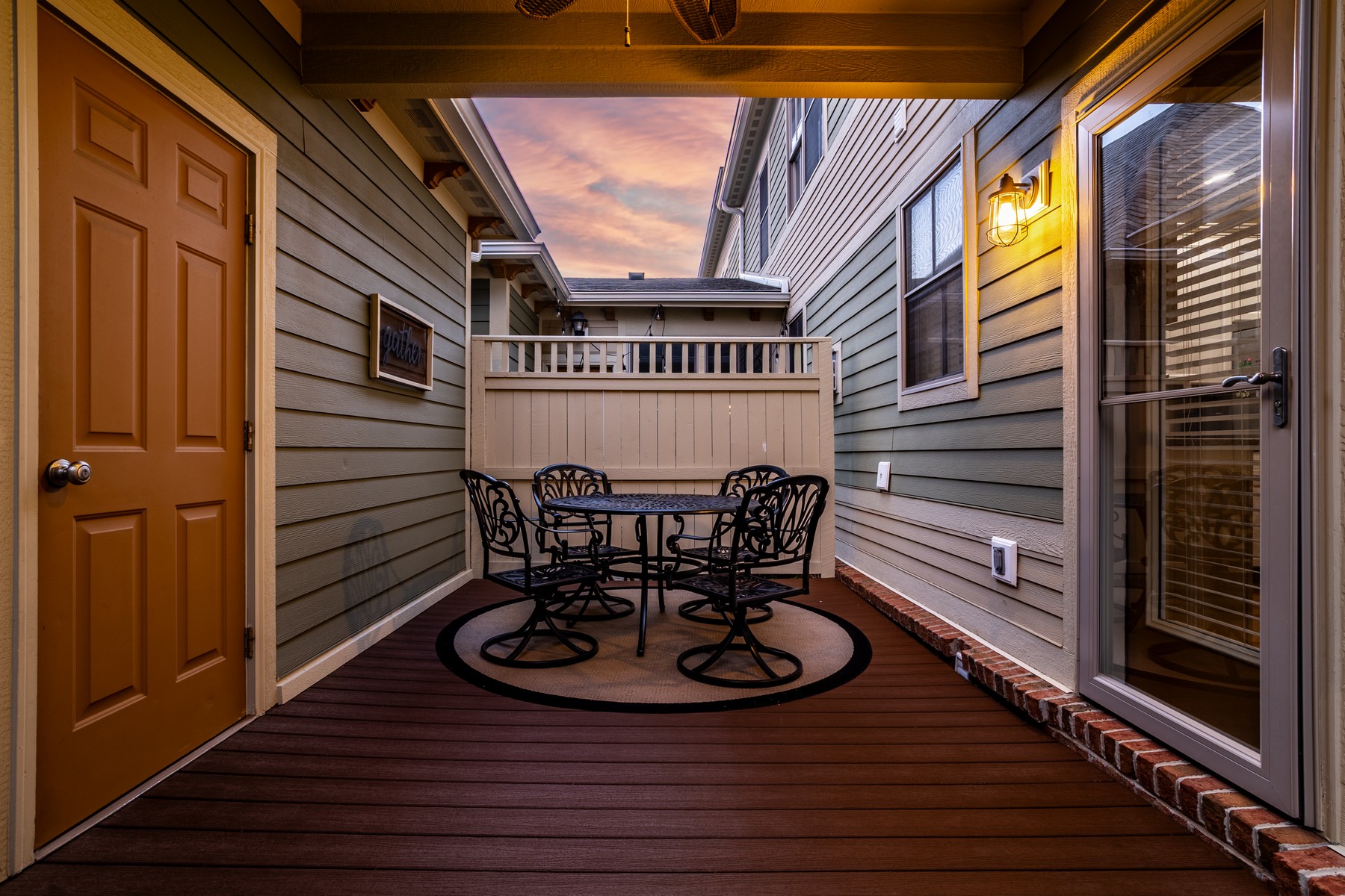  Stunning Townhome in Desirable Carmel Neighborhood - 物件實景