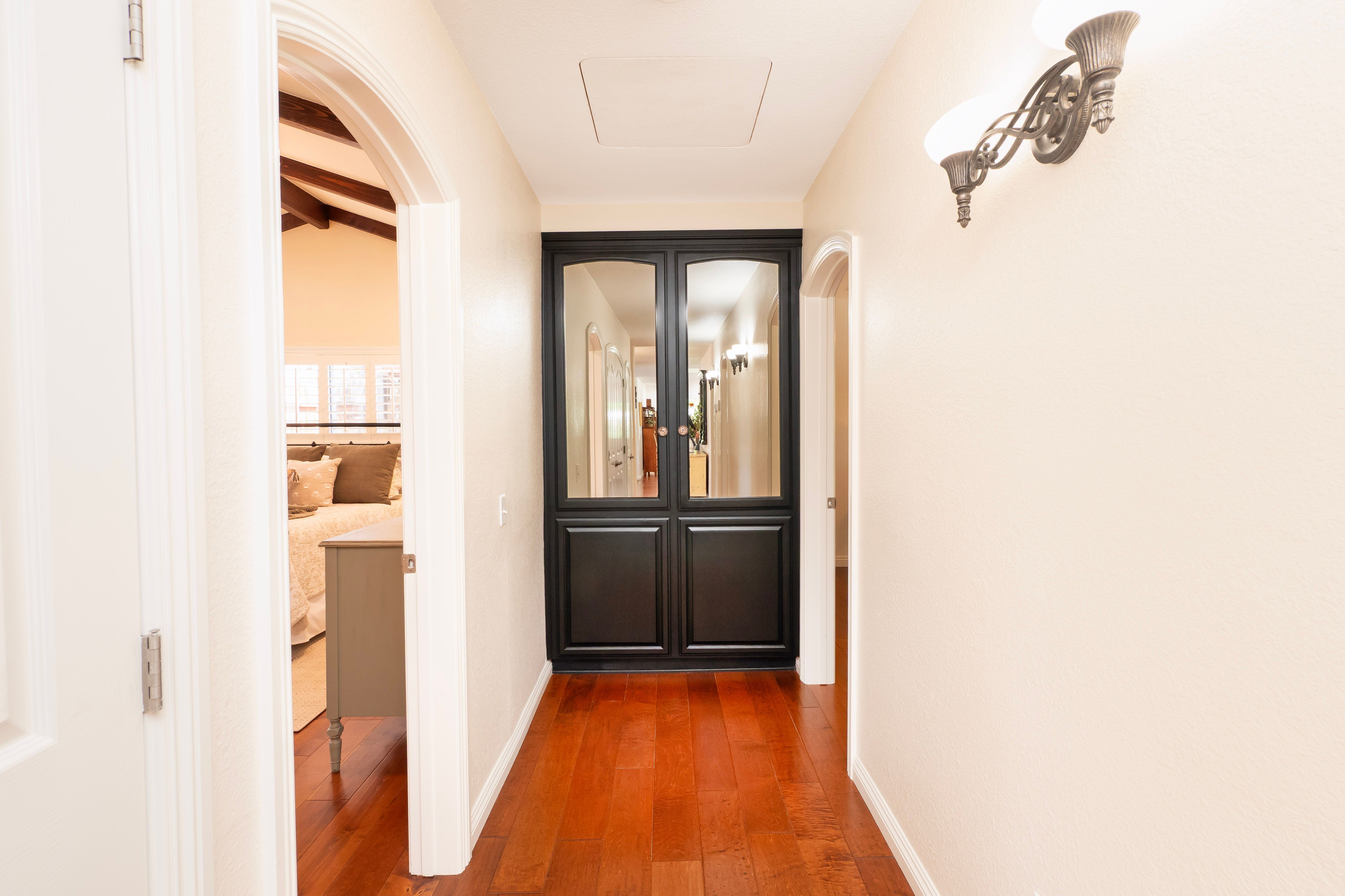  2372 Shadow Hill Drive, Riverside, CA 92506 - 物件實景