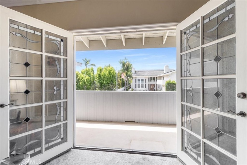 Huntington Beach, California, 92649, United States, 5 Bedrooms Bedrooms, ,5 BathroomsBathrooms,Residential,For Sale,1926565
