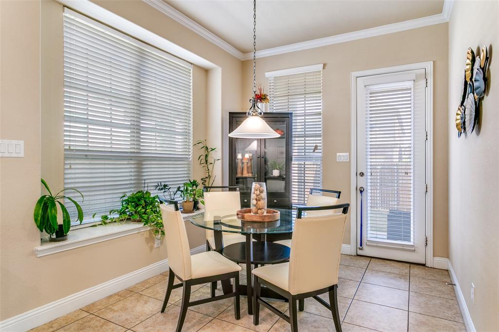 Euless, Texas, 76039, United States, 4 Bedrooms Bedrooms, ,4 BathroomsBathrooms,Residential,For Sale,2003508